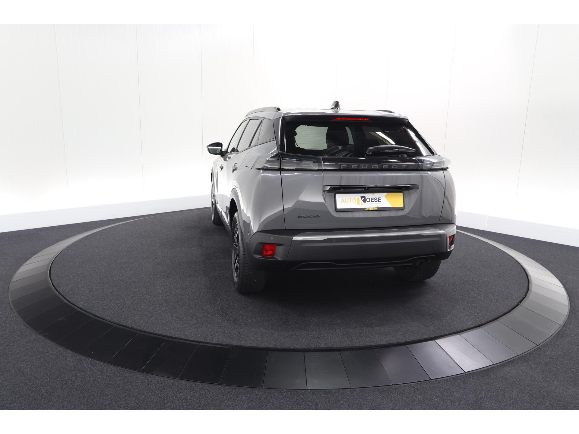 Peugeot 2008 PureTech 100 Allure | Allseason Banden | 360 Camera | Adaptieve Cruise Control | Dodehoekdetetie | Navigatie