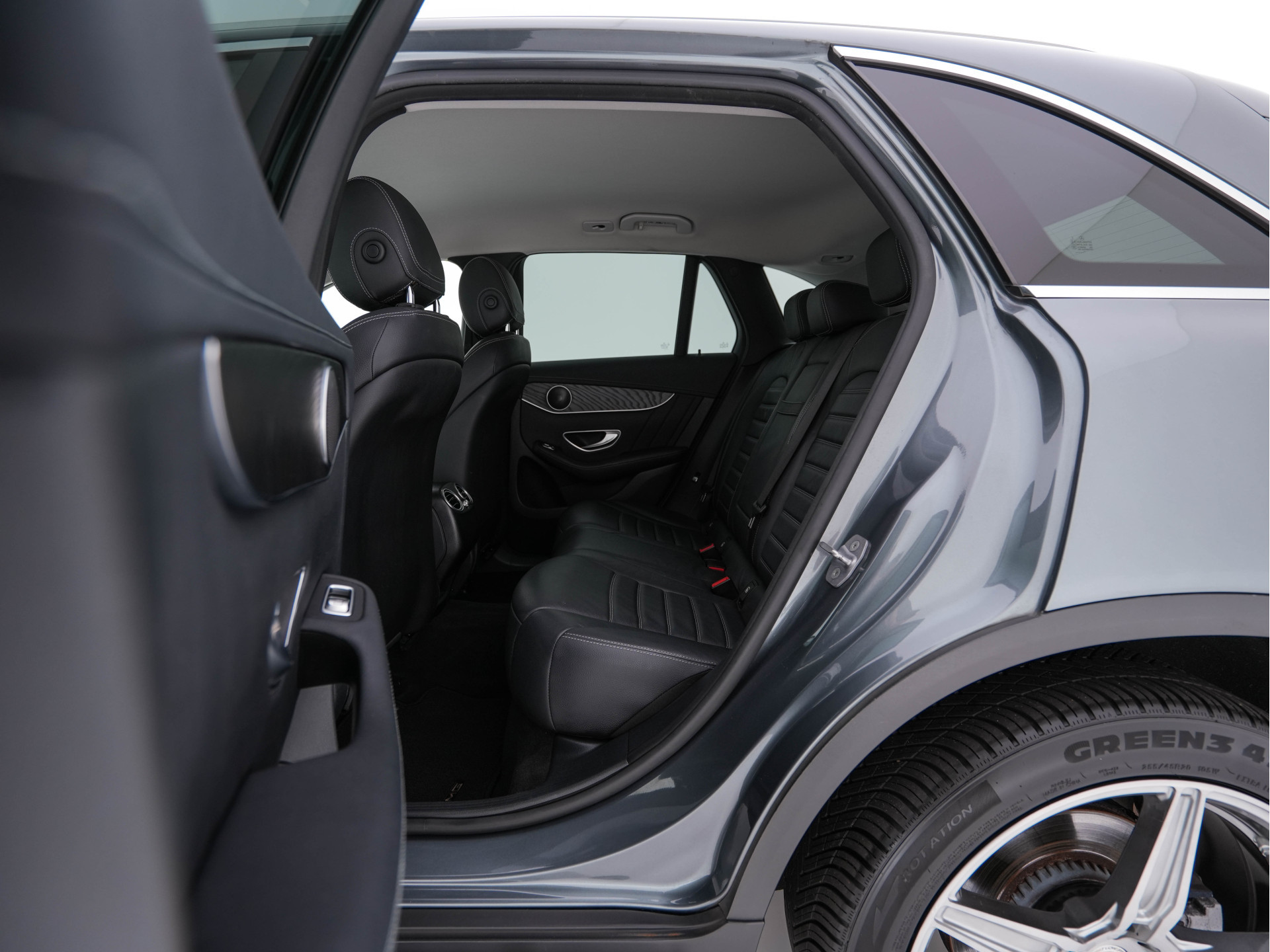 Mercedes-Benz GLC-klasse 350e 4MATIC Premium Plus Plug-in Aut. *LEATHER | FULL-LED | BLIND-SPOT | HEATED-SPORTSEATS | CAMERA | KEYLESS | AIR-SUSPENSION | ADAPTIVE-CRUISE | PRIVACY-GLASS | NAVI-FULLMAP | 20''ALU*