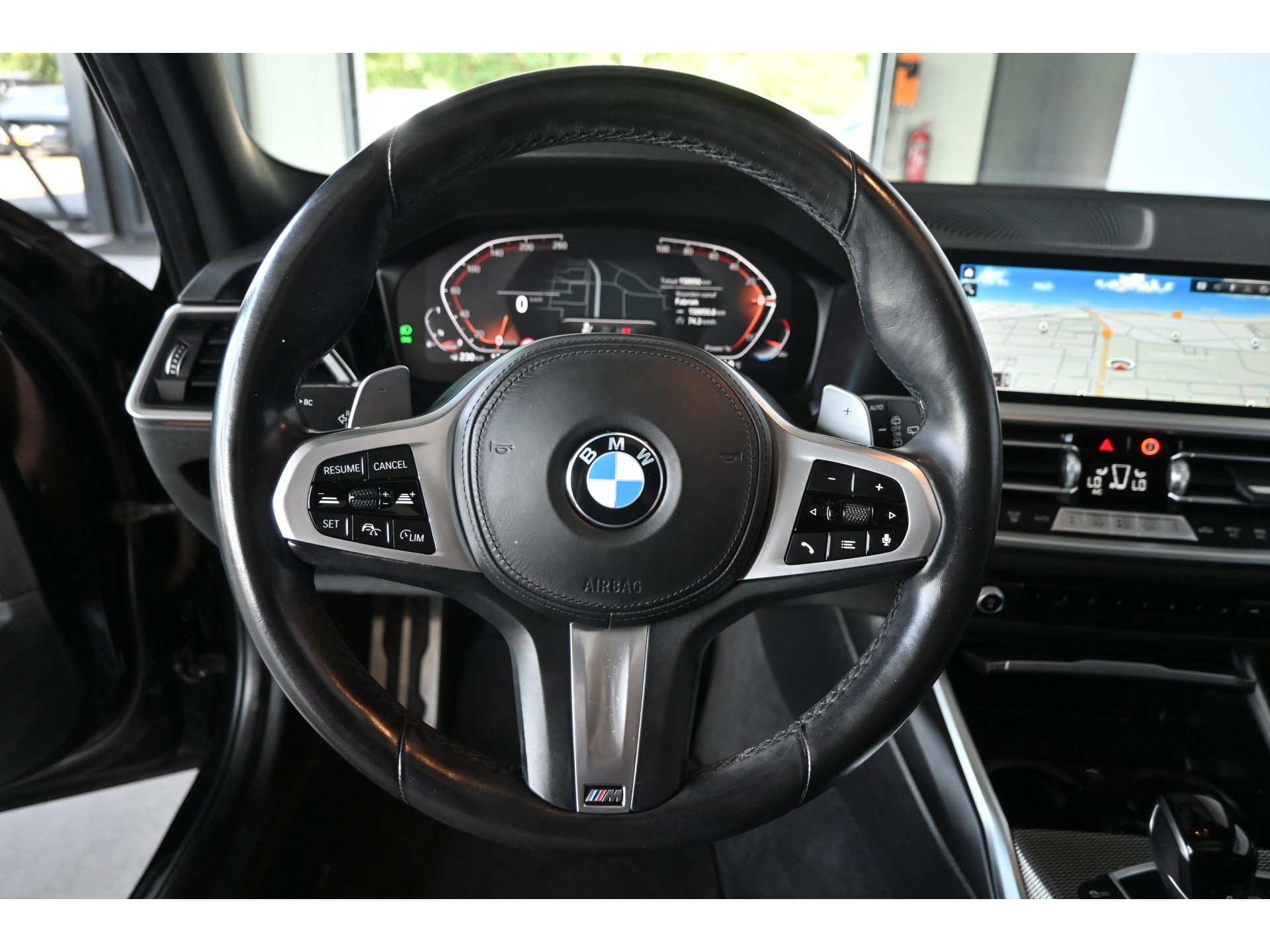 BMW 3-serie Touring 320i Automaat Business Edition Plus M-Pakket Navigatie LED Panoramadak Goed Onderhouden! Inruil Mogelijk!