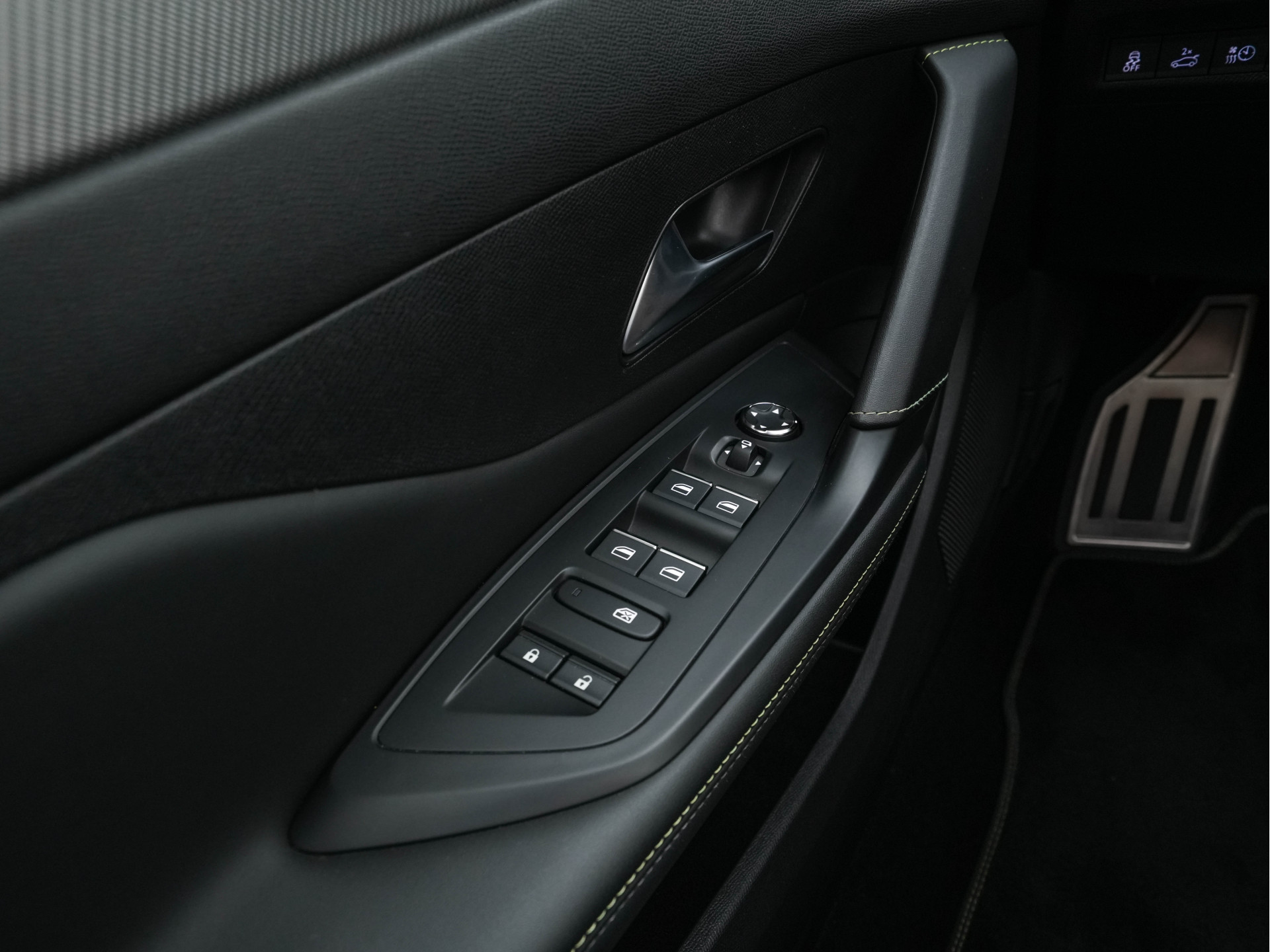 Peugeot 308 SW 1.6 HYbrid 180 GT-Sport-Pack Business (INCL-BTW) Aut. *PANO | LEATHER-MICROFIBRE | MATRIX-LED | TOPVIEW | MEMORY-PACK | ADAPTIVE-CRUISE | BLINDSPOT | DIGI-COCKPIT | HEATED-SPORTSEATS | KEYLESS | LANE-ASSIST | NAVI-FULLMAP | ...