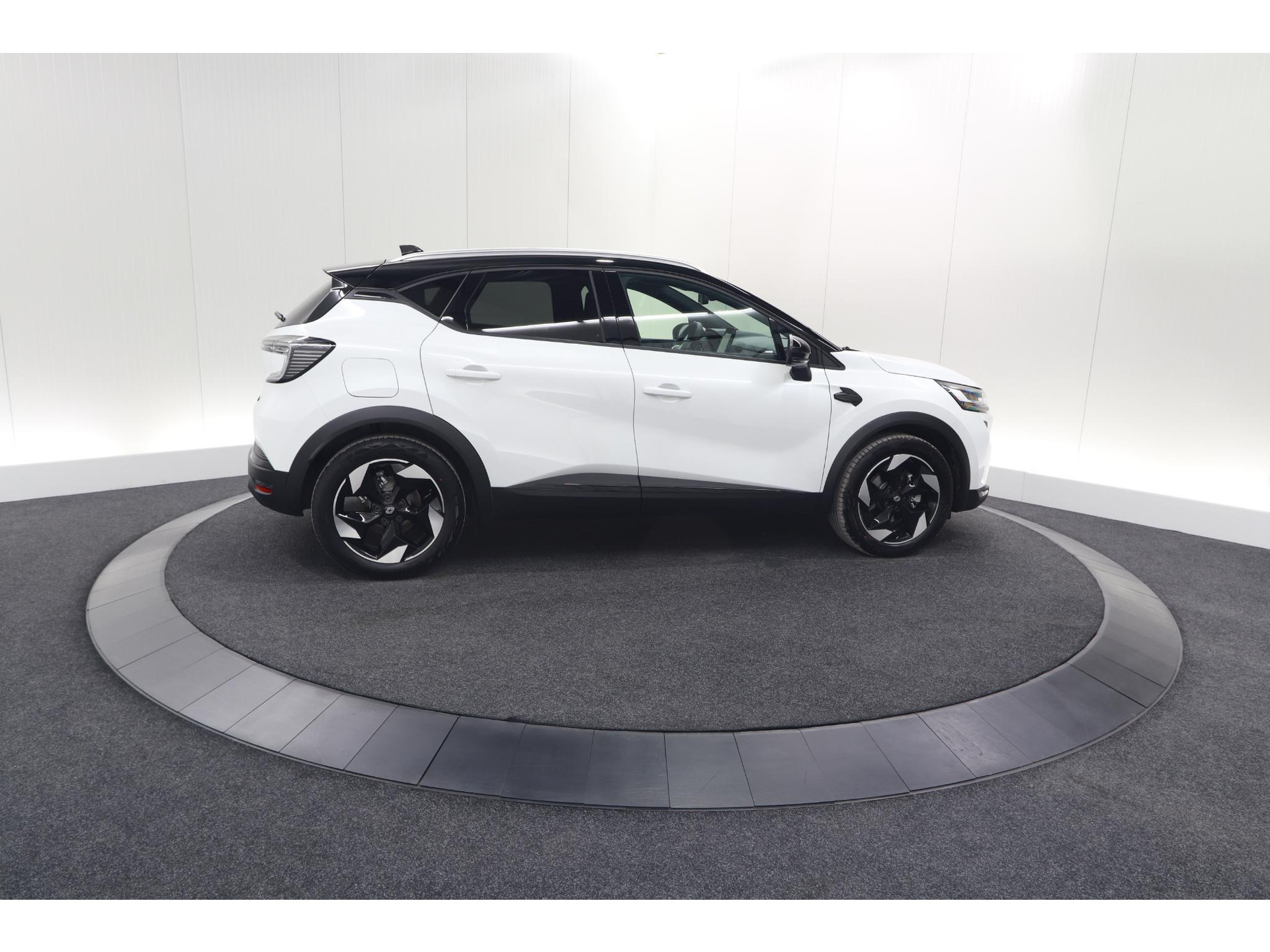 Renault Captur 1.6 E-Tech full hybrid 145 techno | NIEUW MODEL | Camera | Apple Carplay | Parkeersensoren | Keyless | LED