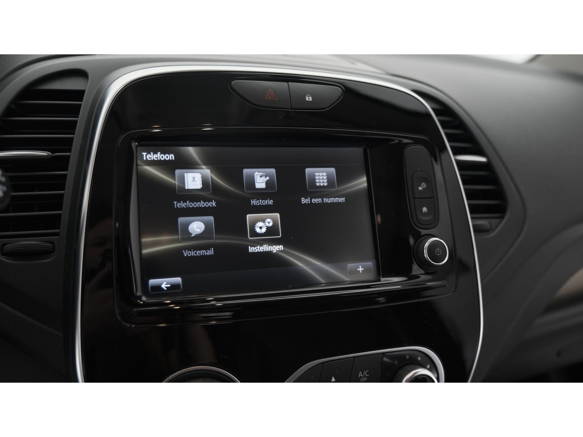 Renault Captur 1.3 TCe Intens | Trekhaak afneembaar | Navigatie | Parkeersensoren