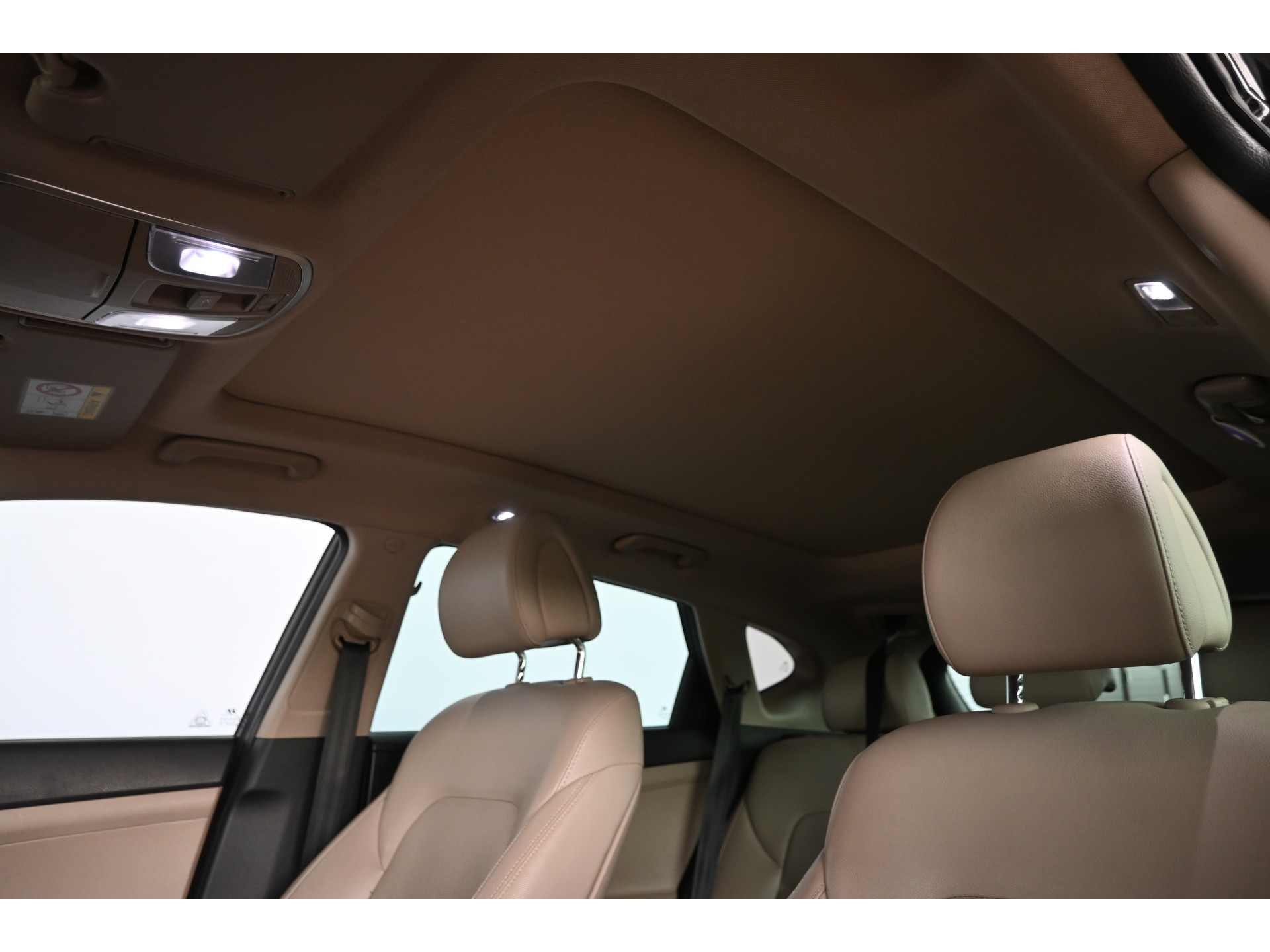 Hyundai Tucson 1.6 T-GDi Premium 4WD Automaat Panoramadak Navigatie Cruise Stoelverwarming Clima 100% Onderhouden! Inruil Mogelijk!