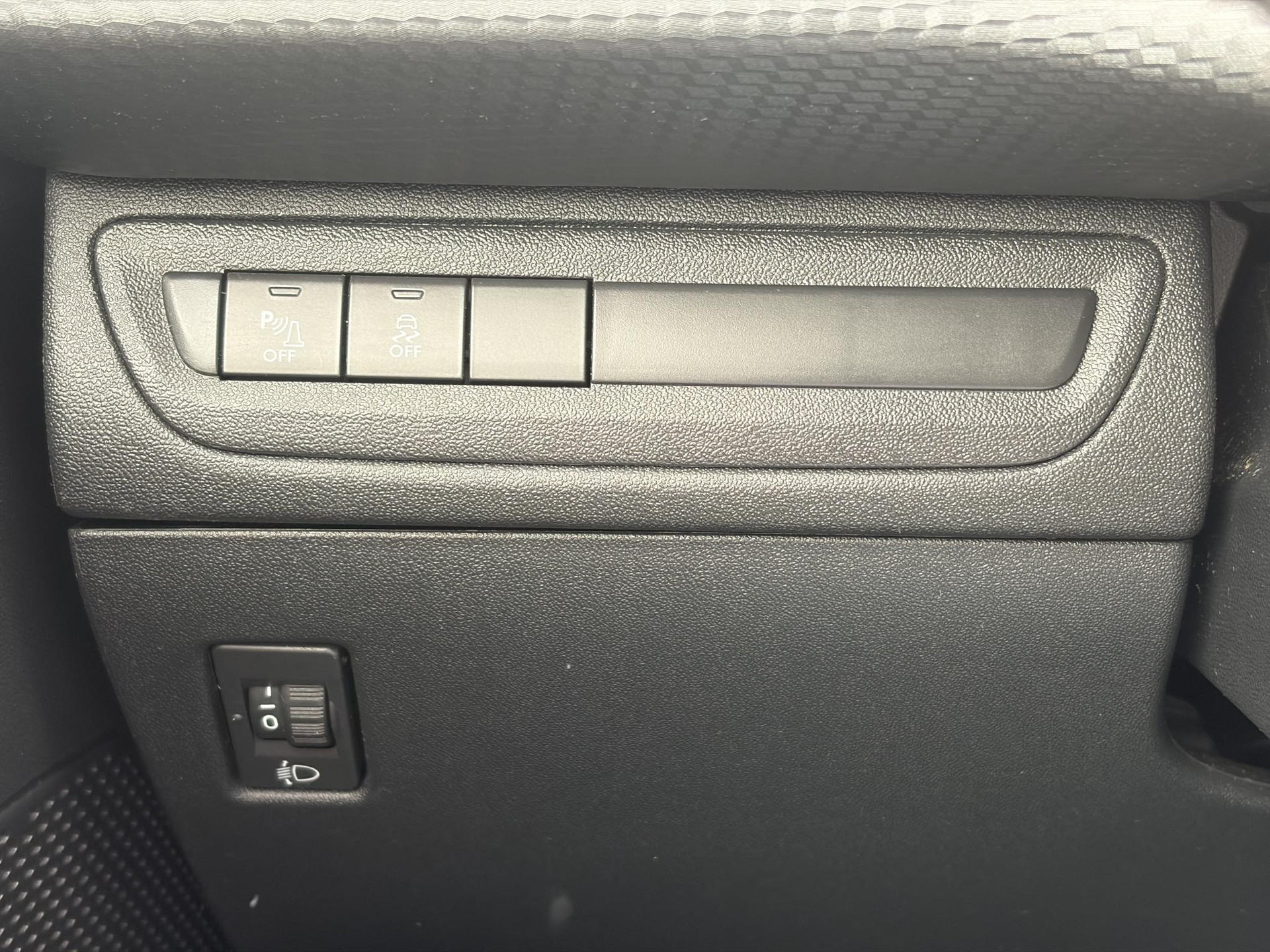 Peugeot 2008 1.2 PureTech Blue Lion 2e Eigenaar,Navi,Trekhaak,Airco,Cruise,Pdc,N.A.P,Weinig km,Zeer Zuinig,Apk tot 03-2027