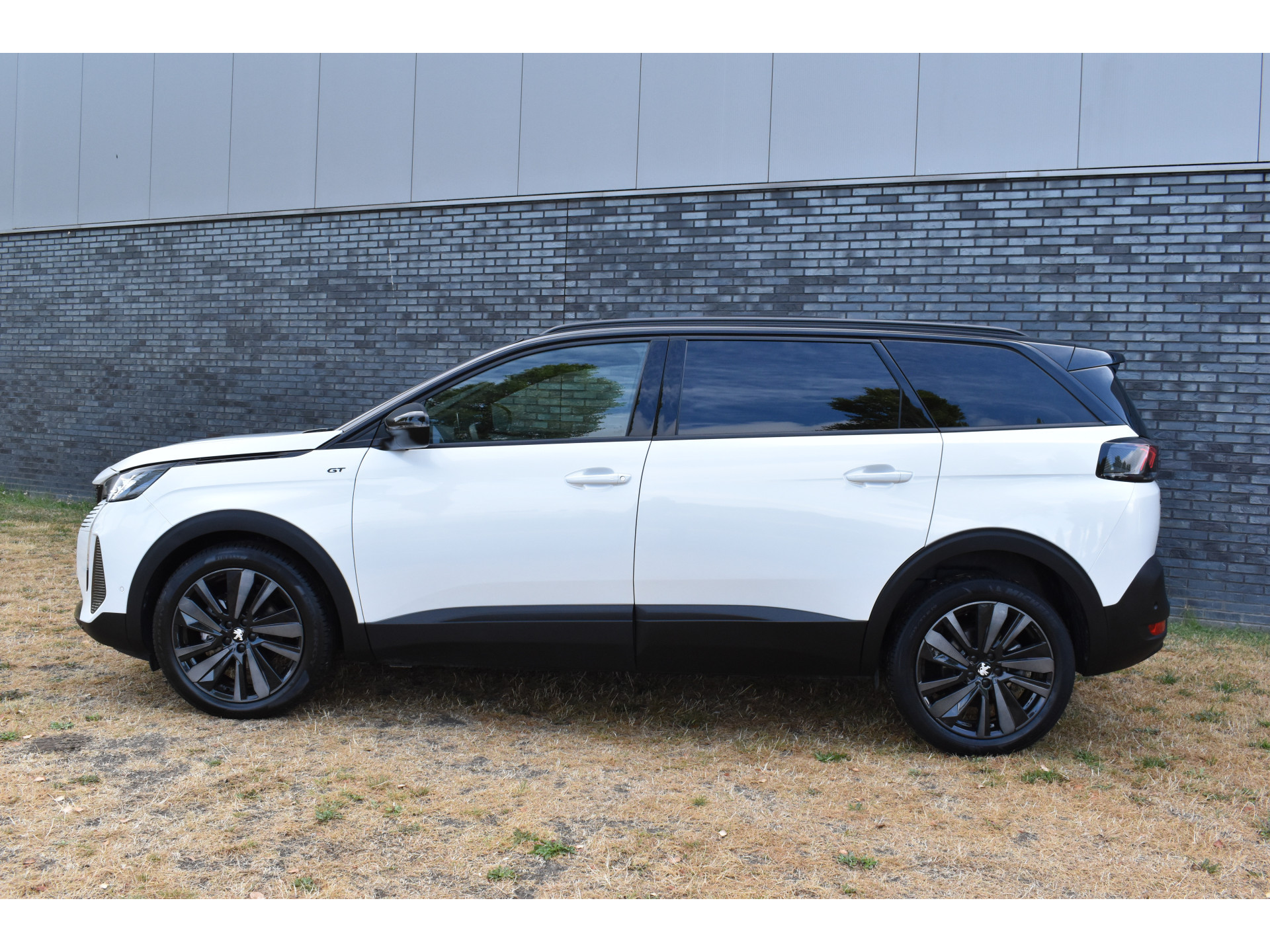 Peugeot 5008 1.2 GT 7-persoons Pano Automaat Navi