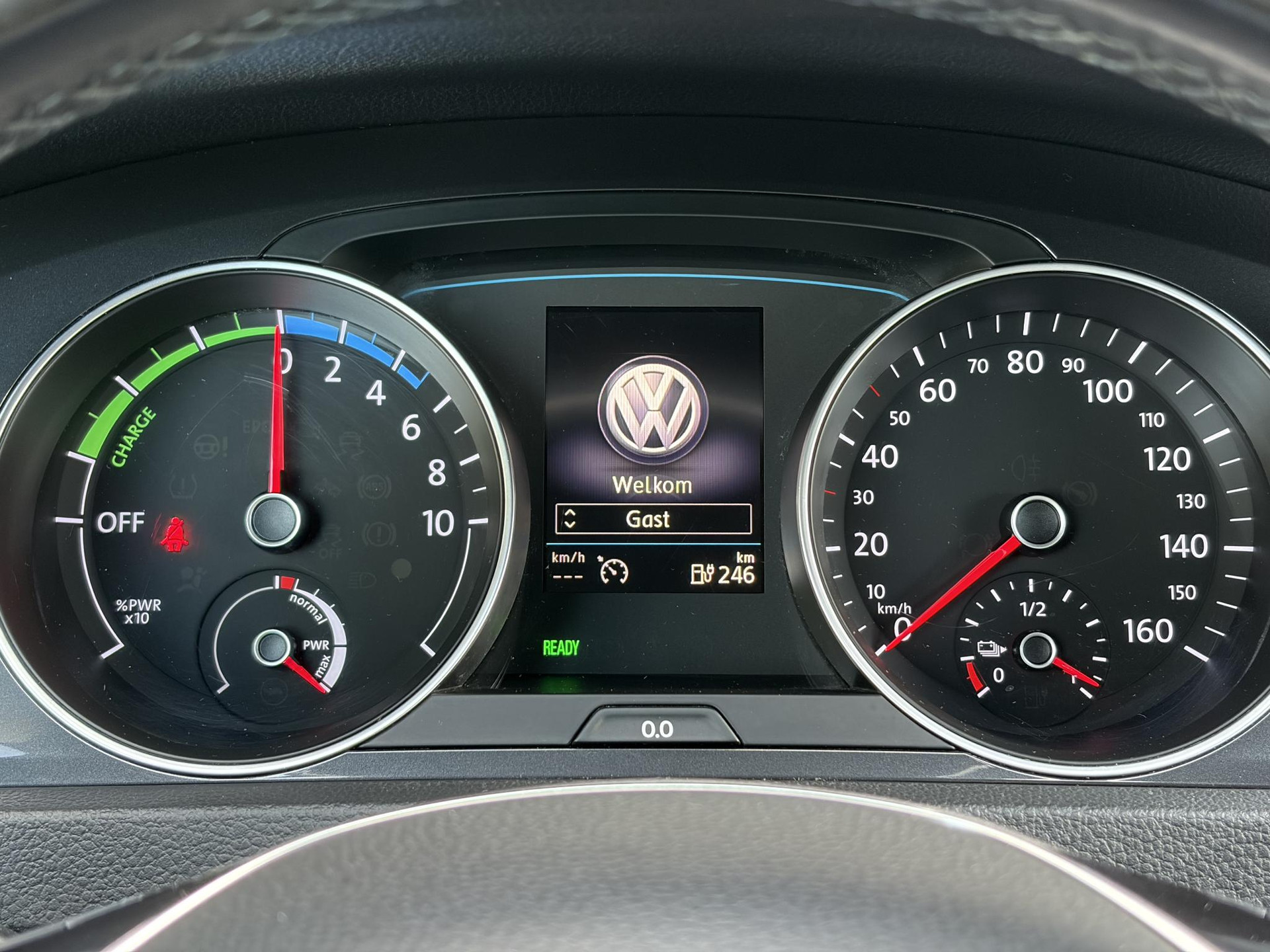 Volkswagen e-Golf ✓SOH 84,55%✓Carplay✓Navi✓LED✓Clima✓Cruise✓Pdc V+A✓Lm velgen✓N.A.P✓Apk tot 07-2027