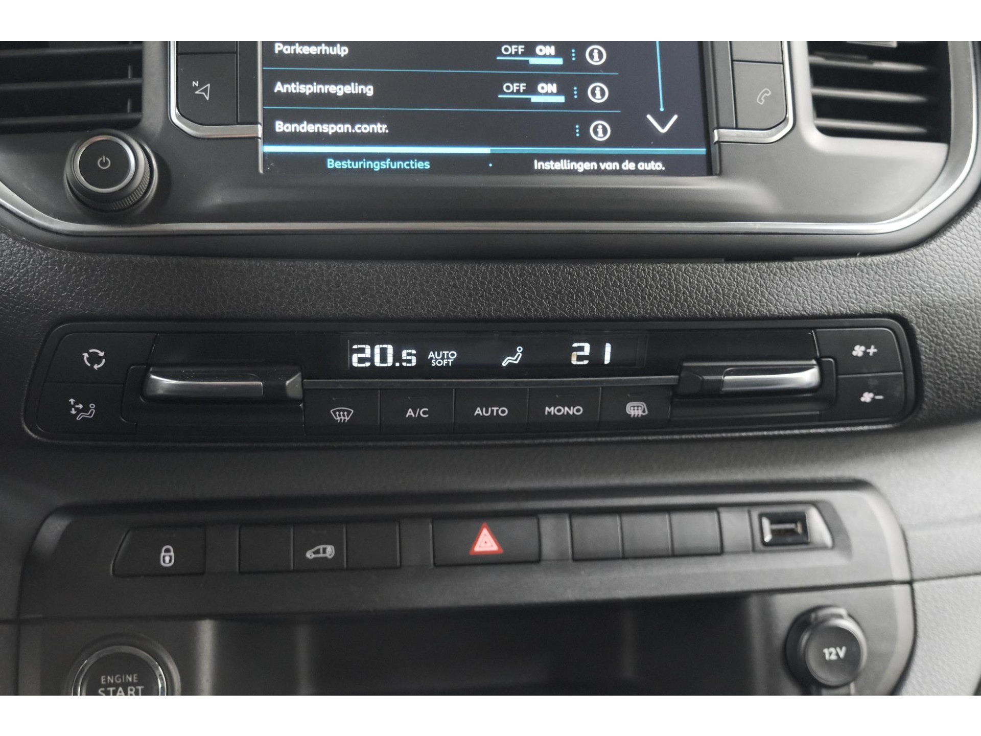 Peugeot Expert 2.0 BlueHDI 180 Automaat Standard Premium | Standkachel | Trekhaak | Head-Up Display | Camera | Apple Carplay | Laadruimte Betimmering