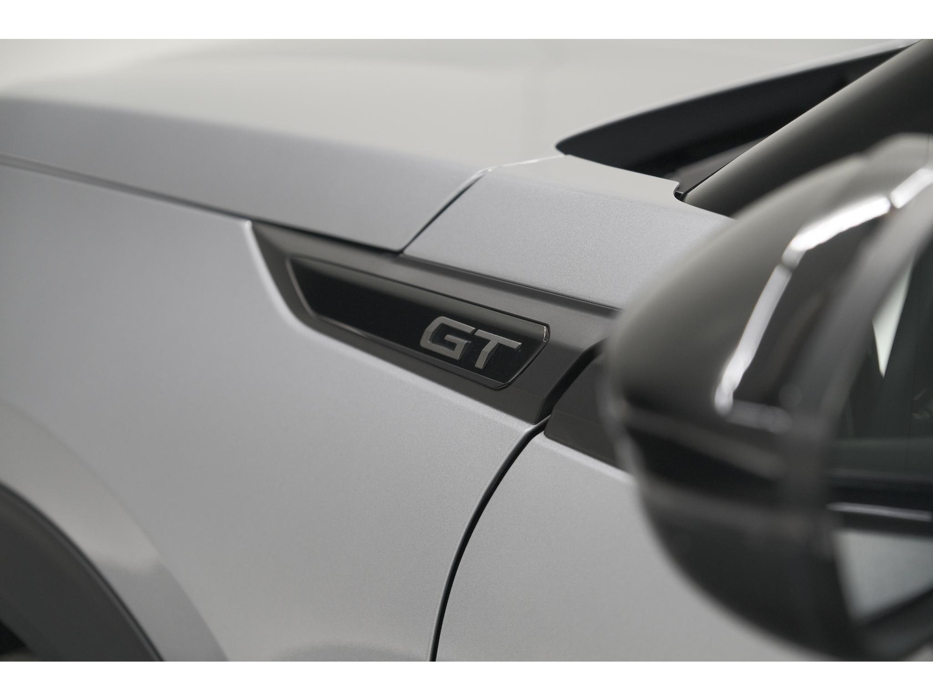 Peugeot 2008 Hybrid 145 e-DCS6 GT | Camera | Apple Carplay | Parkeersensoren