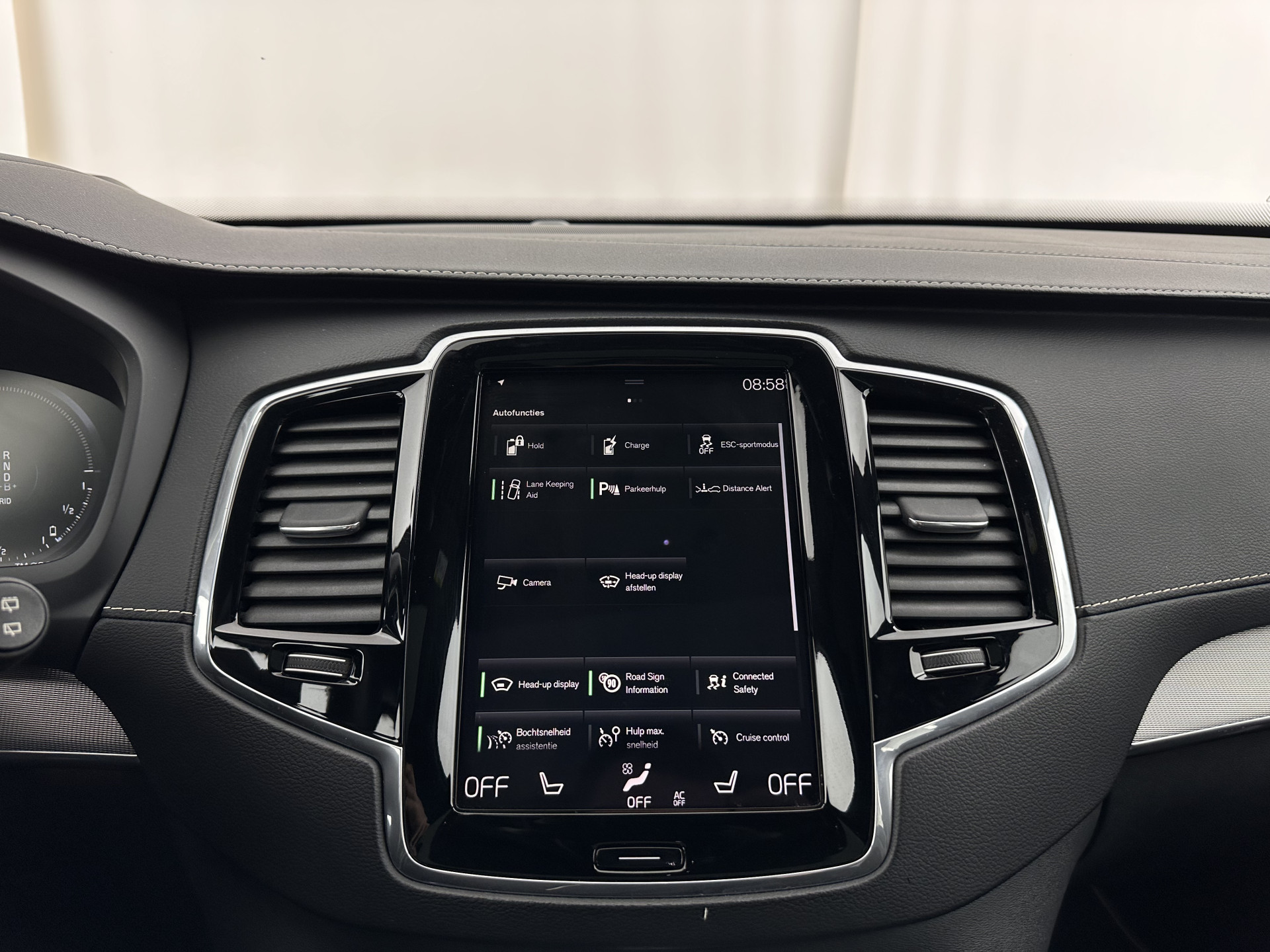 Volvo XC90 2.0 T8 R-Design Twin Engine AWD [ 7-Pers. ] (Plug-In) Aut. *PANO | LEATHER-ALCANTARA | FULL-LED | MEMORY-PACK | DIGI-COCKPIT | NAVI-FULLMAP | CARPLAY | ECC | HEATED-SPORTSEATS | LANE-ASSIST | PDC | HEAD-UP | TOWBAR | 20"ALU*