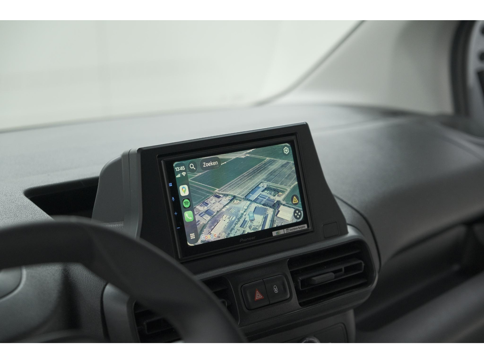 Peugeot Partner 1.5 BlueHDi 100 S&S L1 | Trekhaak | Camera | Apple Carplay | Laadruimte-Pakket