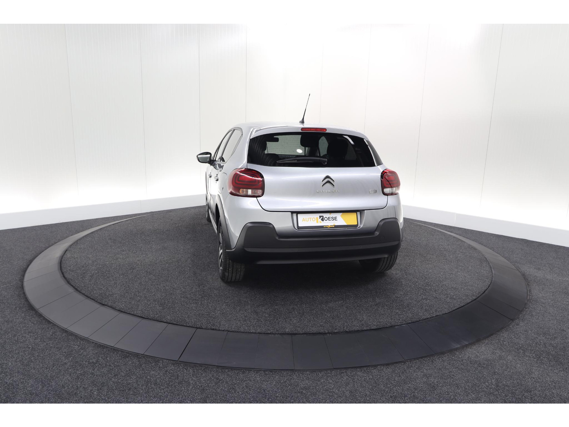 Citroen C3 PureTech 110 EAT6 Max | Apple Carplay | Parkeersensoren | Climate Control | 16 Inch Lichtmetalen Velgen