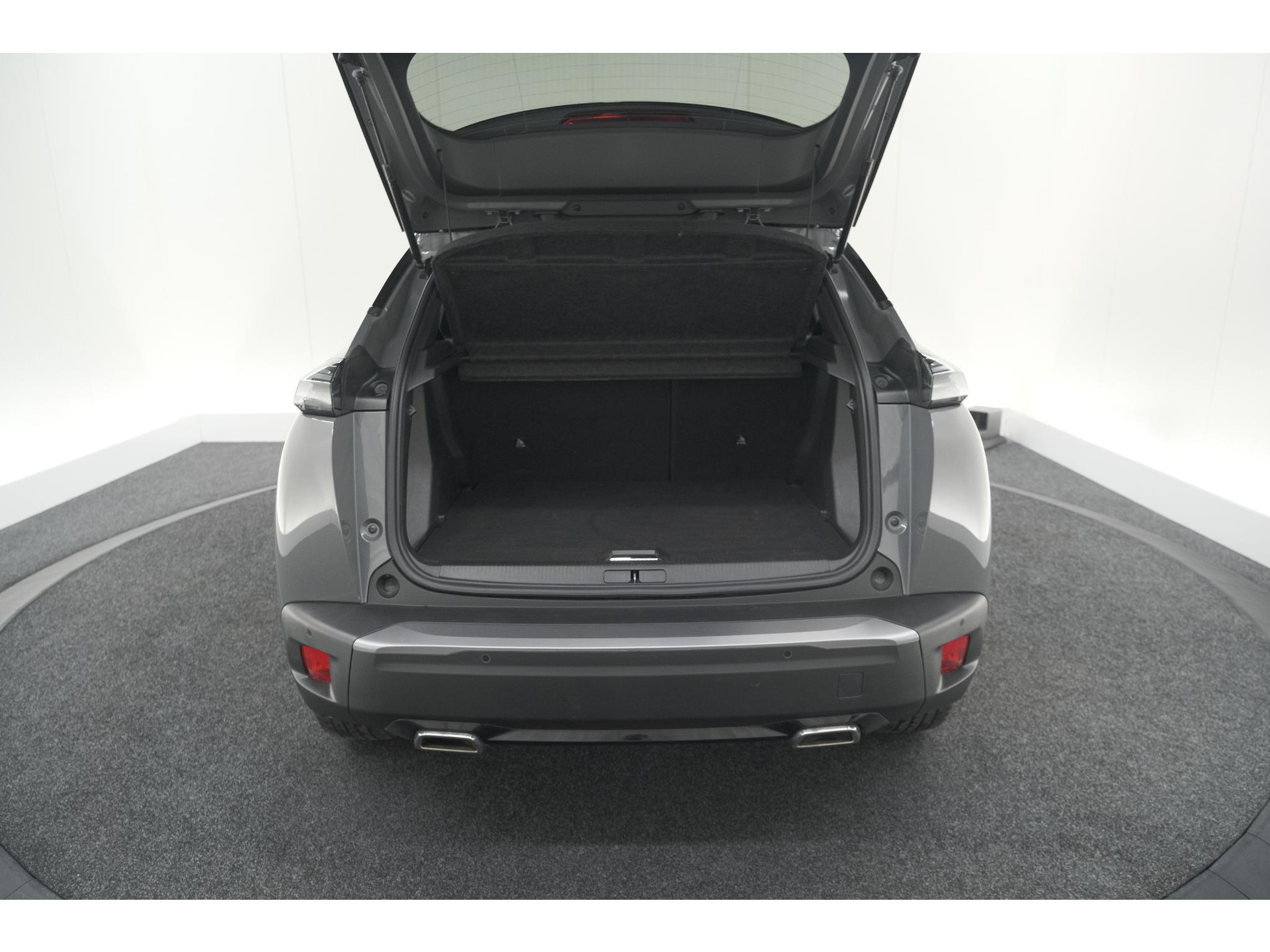 Peugeot 2008 PureTech 130 EAT8 GT | 360 Camera | Stoelmassage | Adaptieve Cruise Control | Dodehoekdetectie