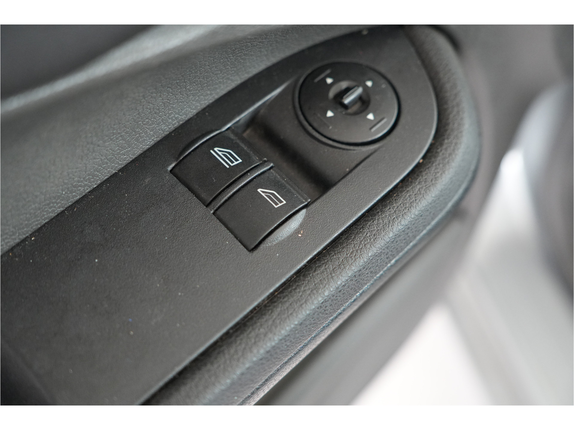 Ford Focus C-Max 1.8-16V First Edition | Trekhaak |