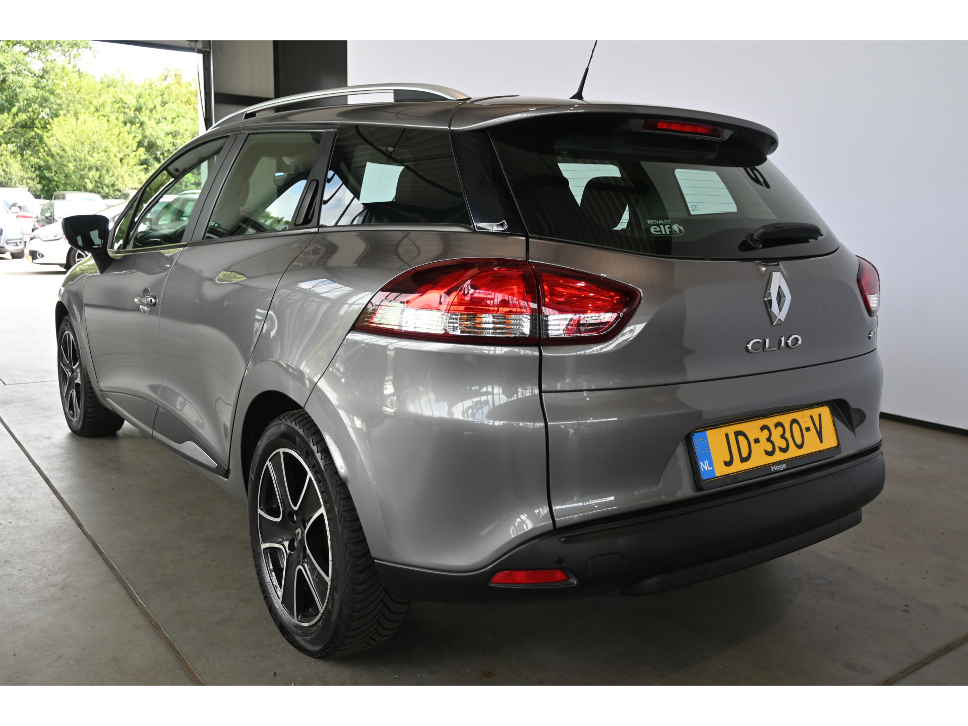 Renault Clio Estate 1.5 dCi ECO Dynamique Airco Navigatie Cruise control Lichtmetaal PDC Inruil Mogelijk!