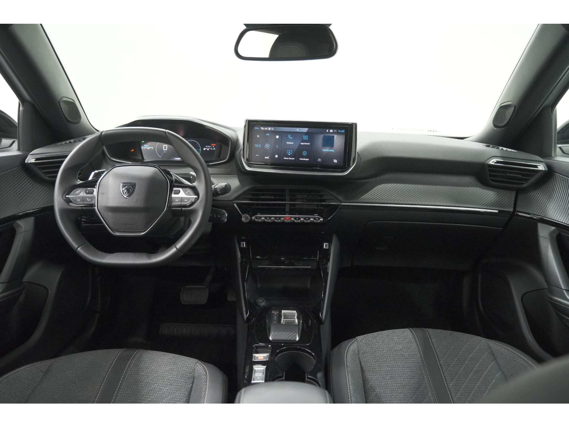 Peugeot 2008 1.2 Hybrid 145 Allure | Apple Carplay | Climate Control | Parkeersensoren Voor + Achter