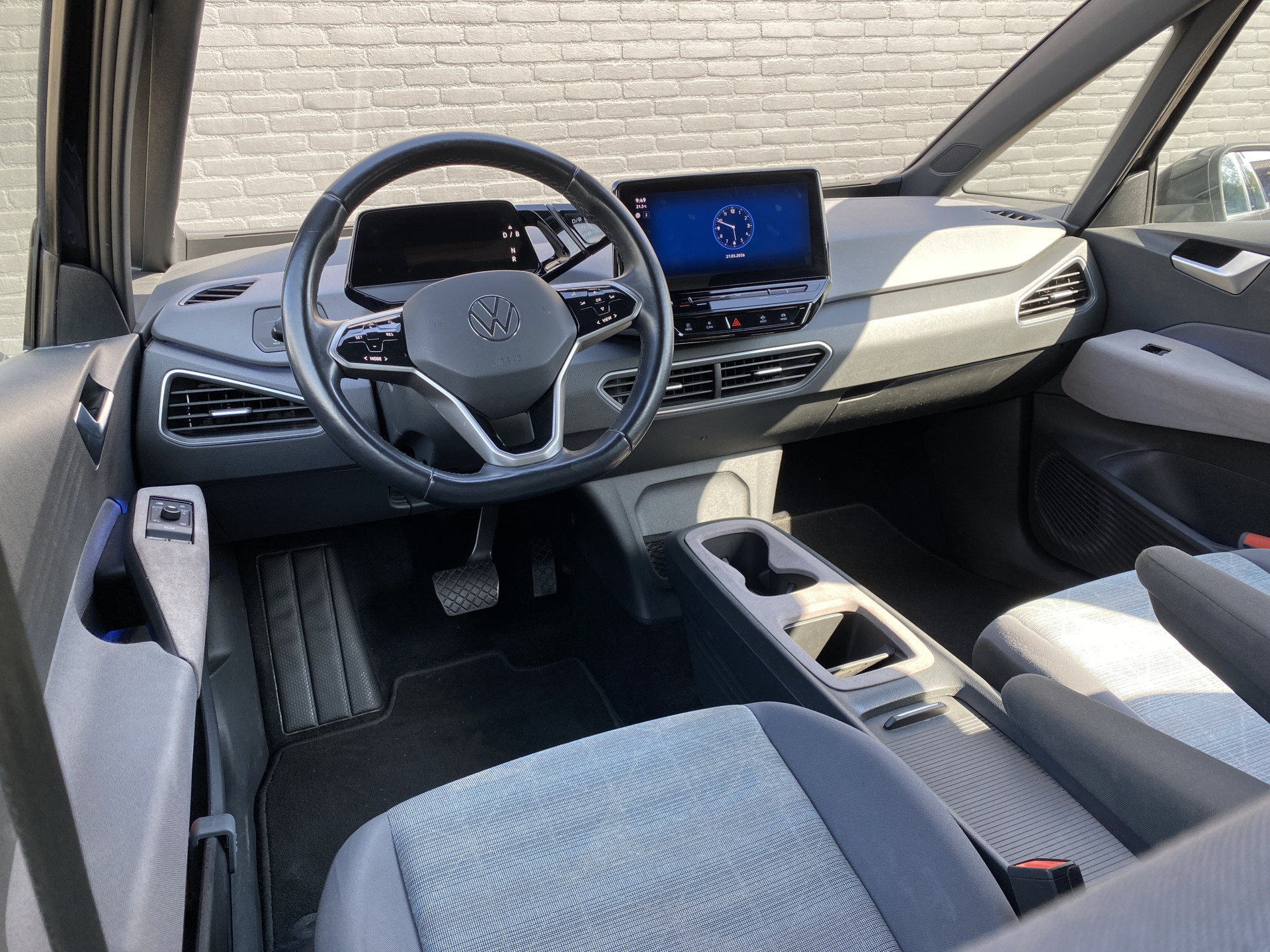 Volkswagen ID.3 Pure 45 kWh 150 pk | dealer onderhouden | navigatie | adapt. cruise | parkeersensoren | apple carplay