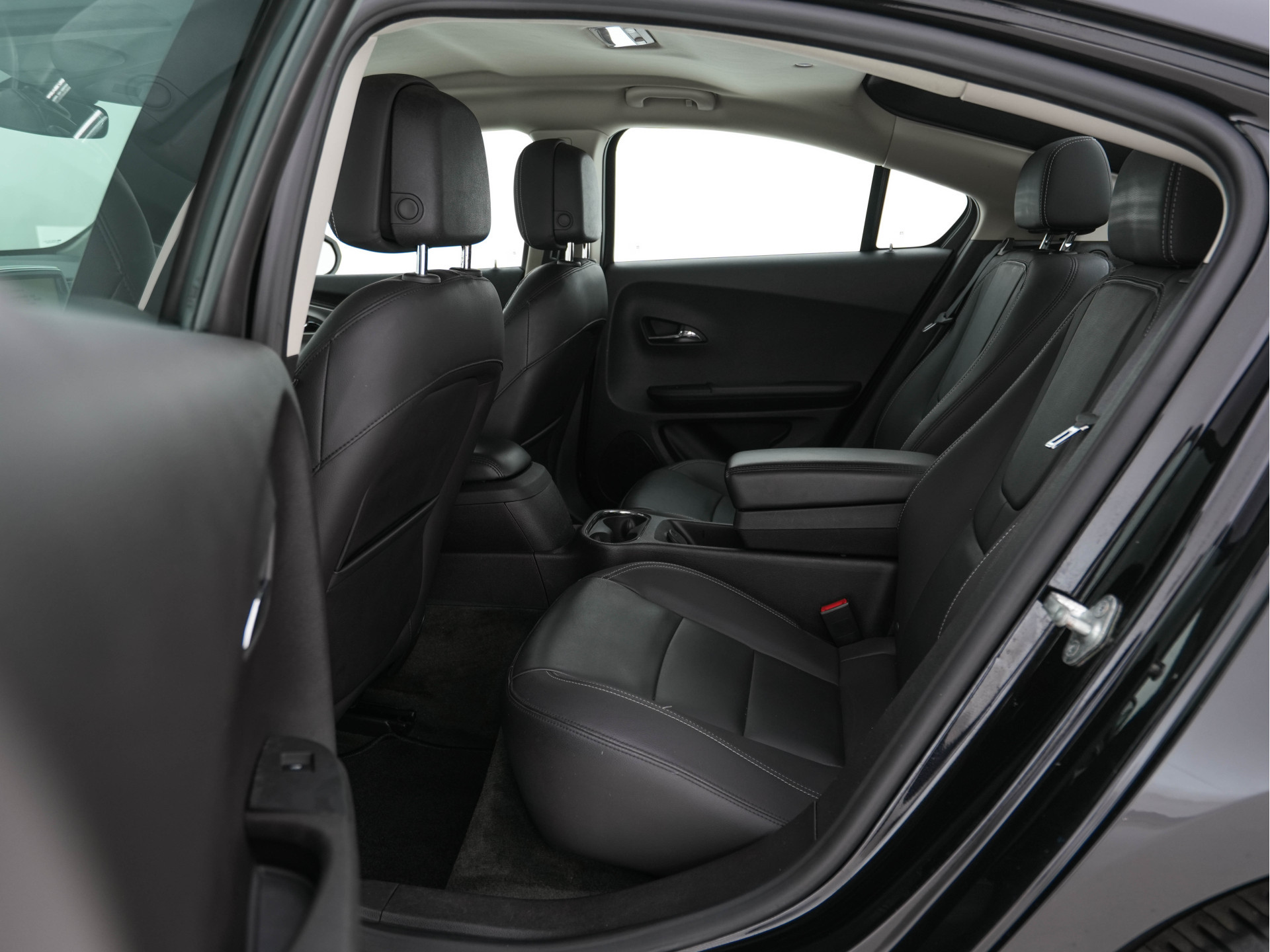 Chevrolet Volt 1.4 LT Plug-In Hybrid Aut. * LEATHER | HEATED-COMFORTSEATS | CRUISE | DIGI-COCKPIT | KEYLESS | ECC | 17"ALU*