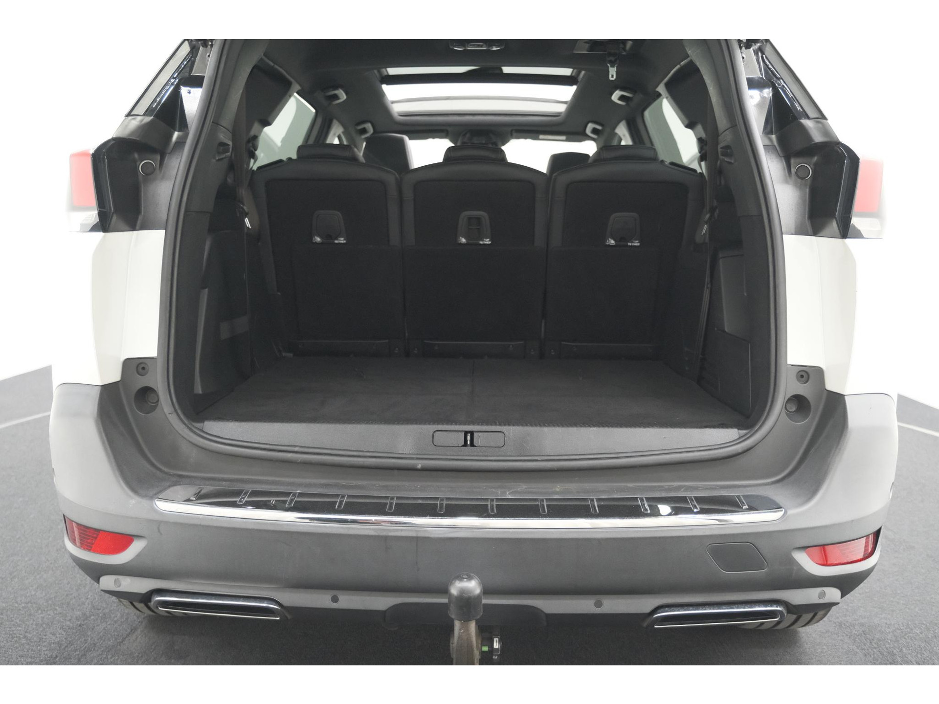 Peugeot 5008 PureTech 130 EAT8 GT-Line | Schuif-/Kanteldak | Trekhaak | Elektrische Kofferklep | Camera