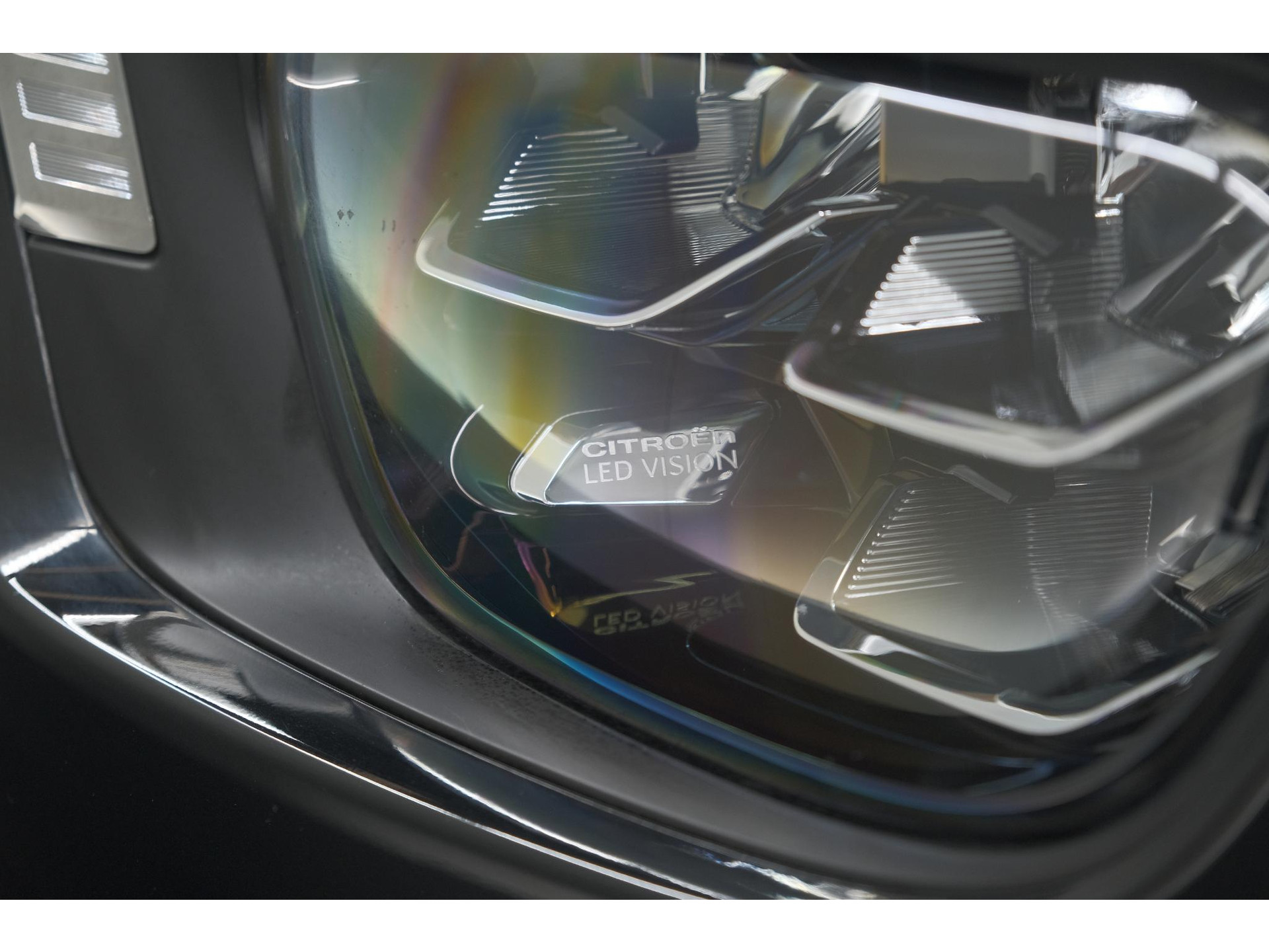 Citroen C3 PureTech 110 EAT6 Max | Apple Carplay | Parkeersensoren | Climate Control | 16 Inch Lichtmetalen Velgen