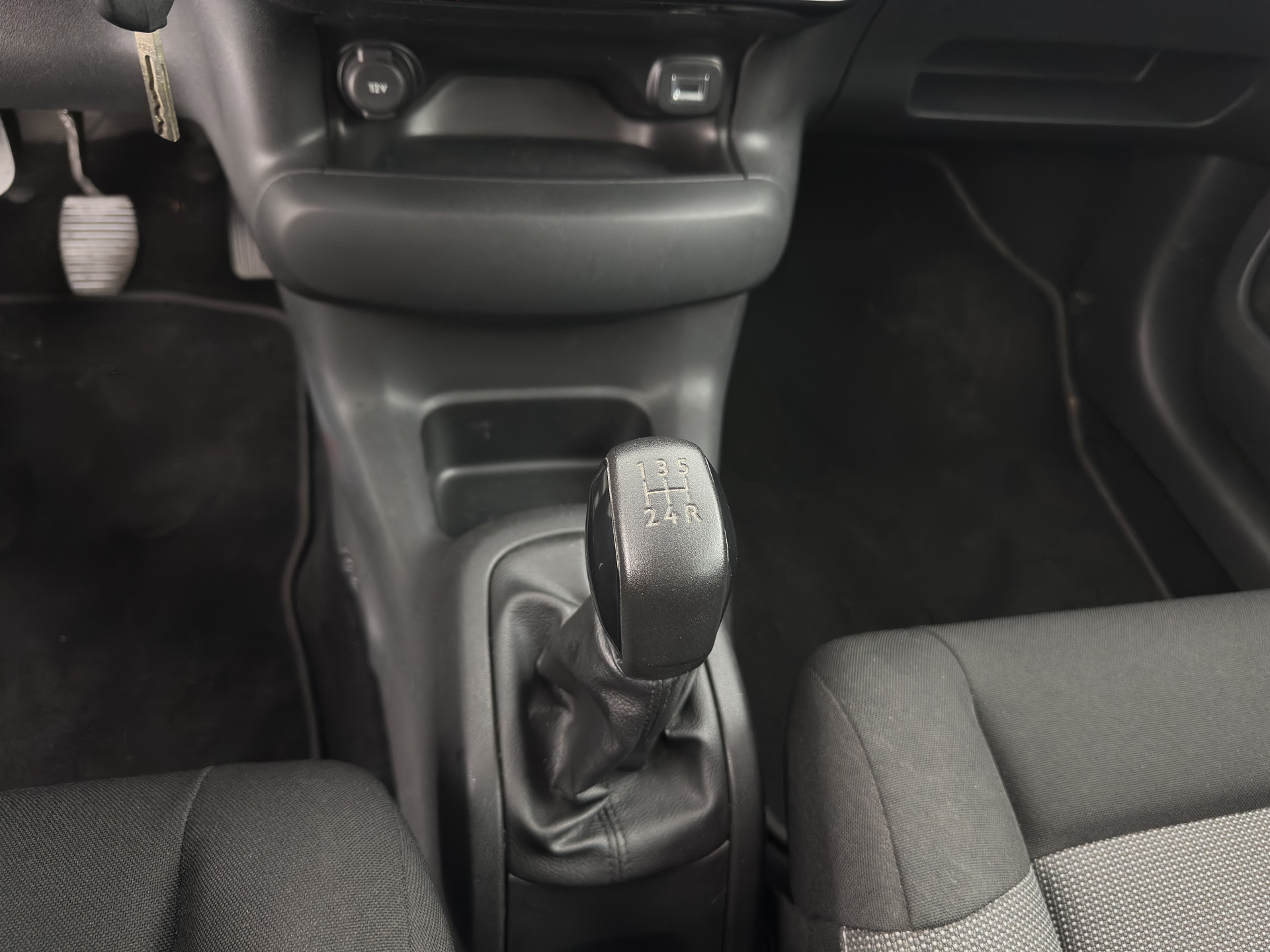 Citroën C4 Cactus 1.6 BlueHDi Feel *NAVI-FULLMAP | HEATED-COMFORTSEATS | CAMERA | ECC | PDC | CRUISE*