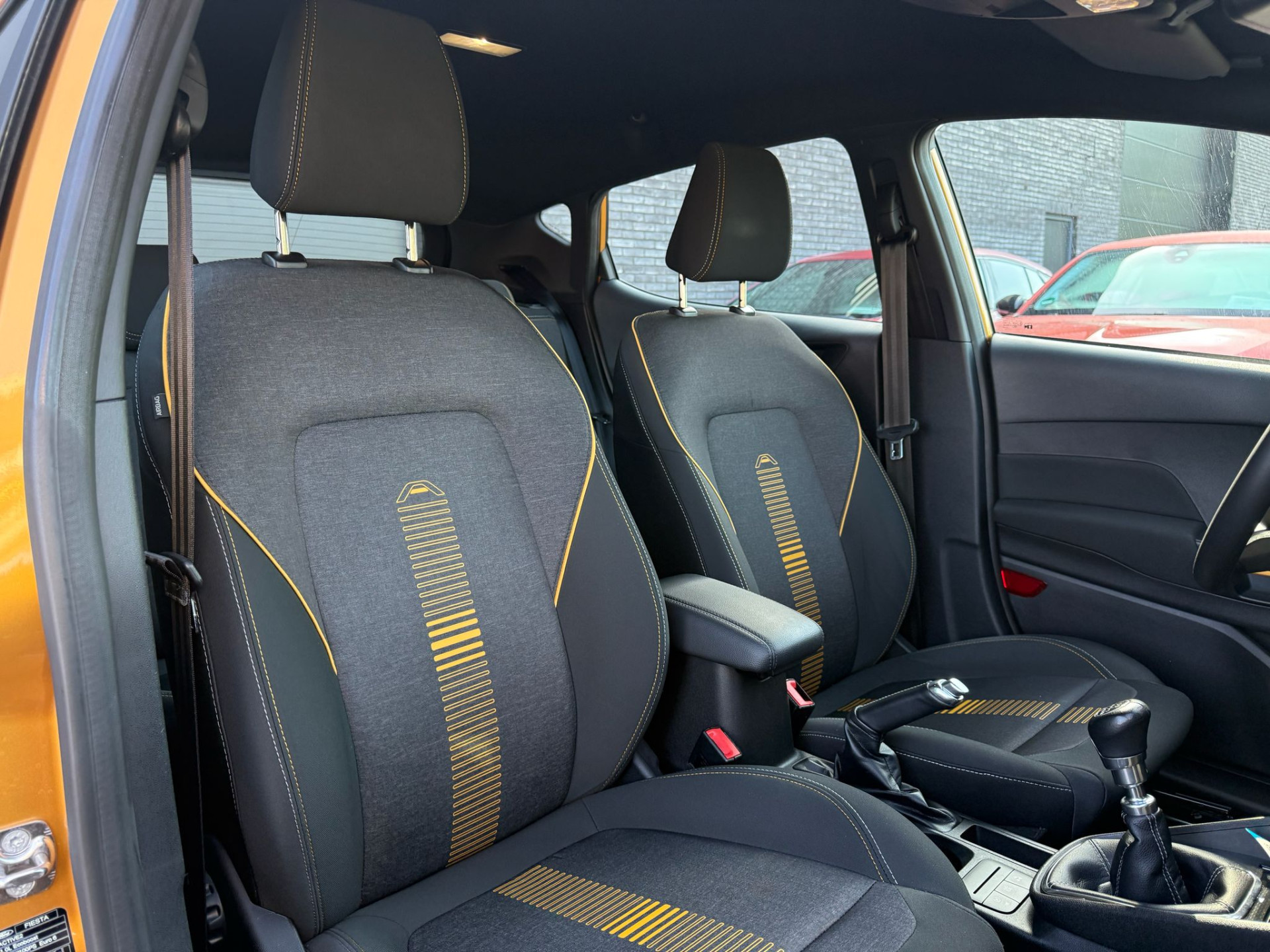 Ford Fiesta 1.0 EcoBoost Active First Edition | 2E EIGENAAR | 3/6/12MND GARANTIE | AIRCO | CRUISE | DAB | CARPLAY | TREKHAAK | NAVI |
