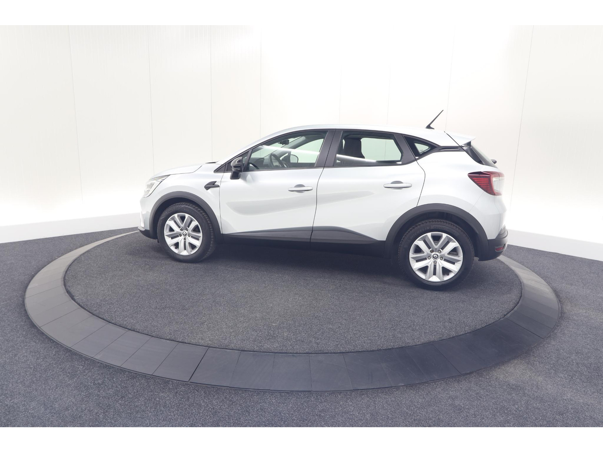 Renault Captur TCe 90 Zen | Camera | Apple Carplay | Parkeersensoren | Navigatie