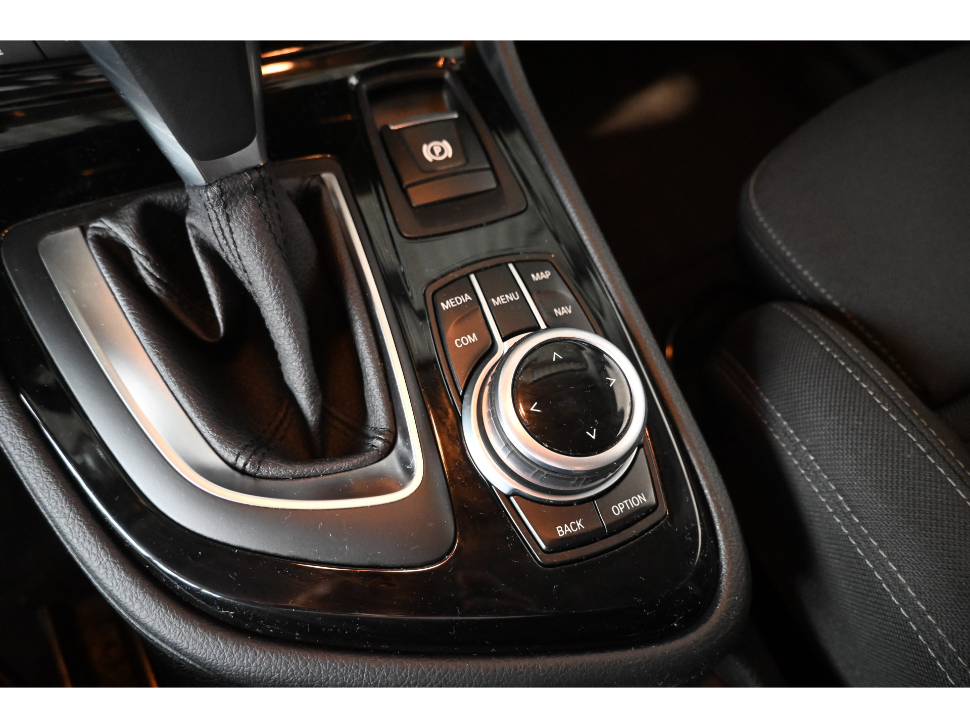 BMW 2-serie Active Tourer 225xe iPerformance Executive Automaat Navigatie Goed Onderhouden! Inruil Mogelijk!