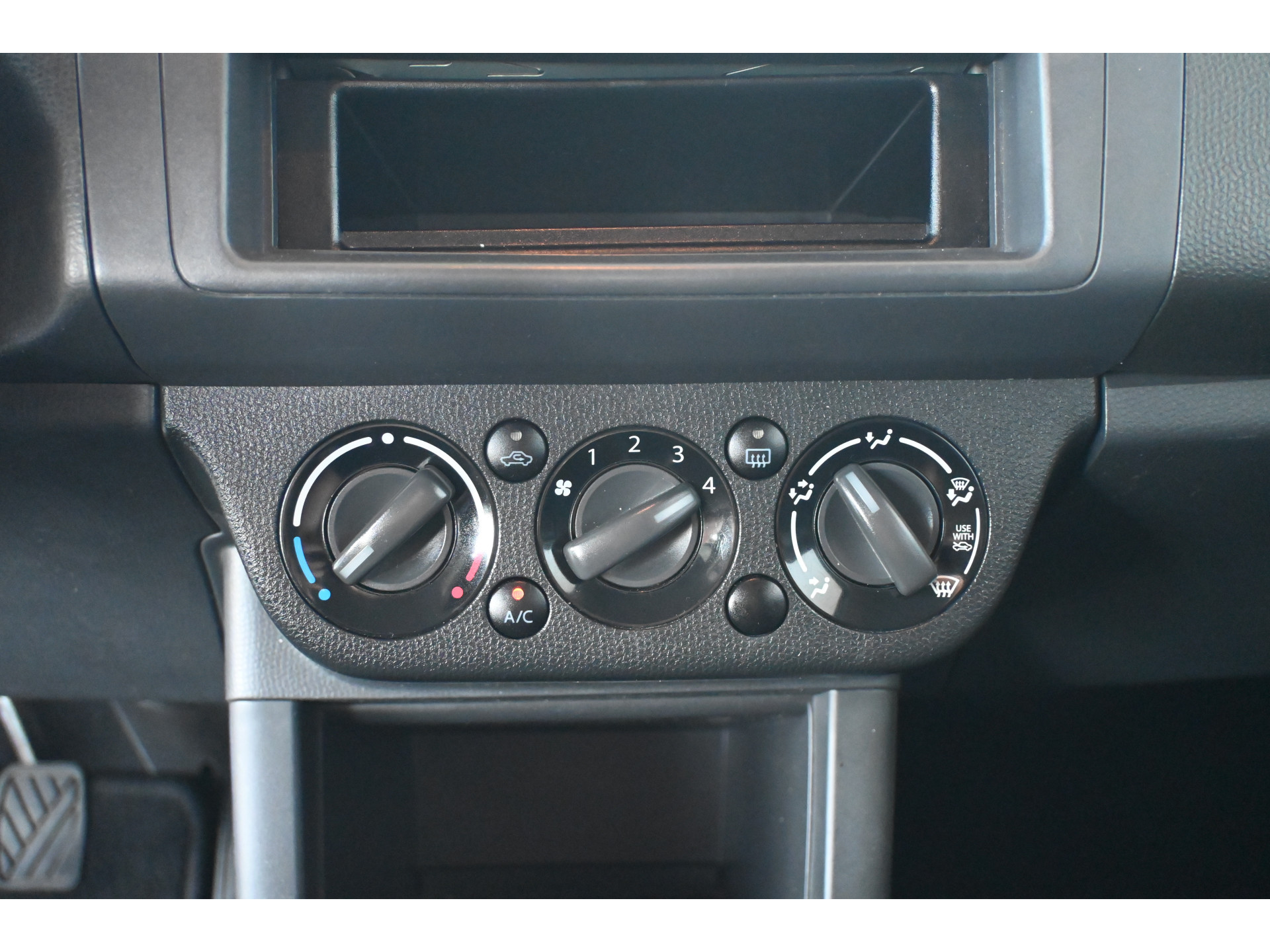Suzuki Swift 1.3 Cool NAP!!  Airco Trekhaak Elektrisch Pakket! Direct Leverbaar! Inruil Mogelijk!