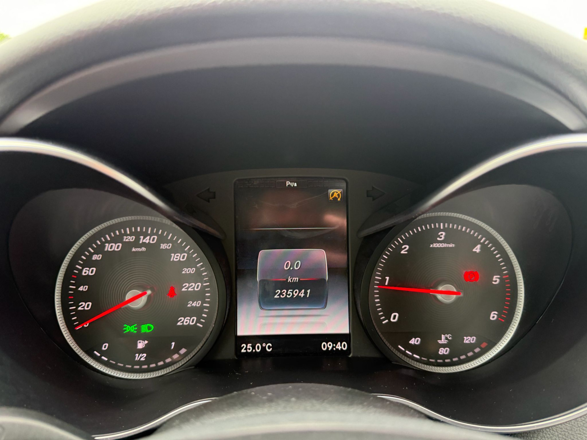 Mercedes-Benz C-klasse 180 CDI Business Solution |1E EIGENAAR | 3/6/12MND GARANTIE | LED | CRUISE | BLUETOOTH | NAVI | TREKHAAK |