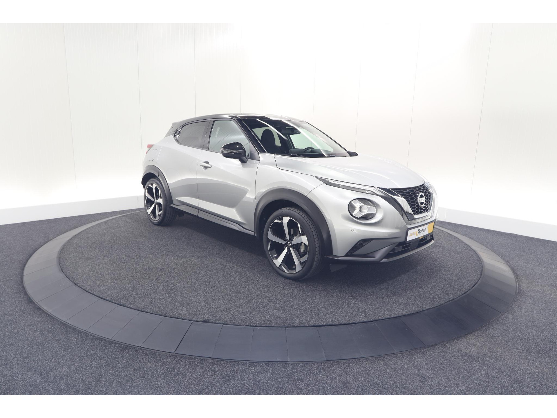 Nissan Juke 1.0 DIG-T Premiere Edition | Trekhaak | Camera | Apple Carplay | Parkeersensoren