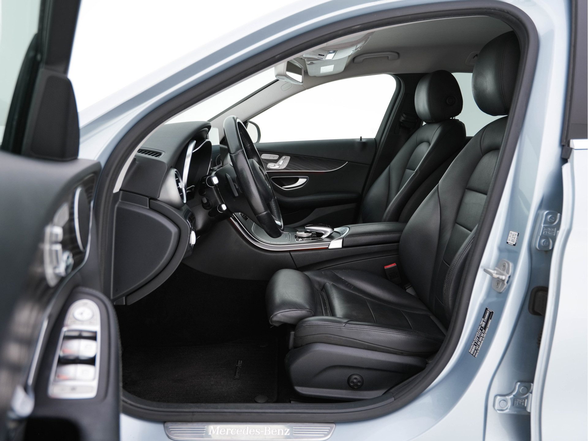 Mercedes-Benz C-klasse Estate 350 e Lease Edition Plug-in (INCL-BTW) Aut. *LUXURY-LEATHER | NAVI-FULLMAP | SHIFT-PADDLES | MEMORY-PACK | HEATED-SPORTSEATS | FULL-LED | CAMERA | CRUISE | AMBIENT-LIGHT | AIRMATIC | 17"ALU*