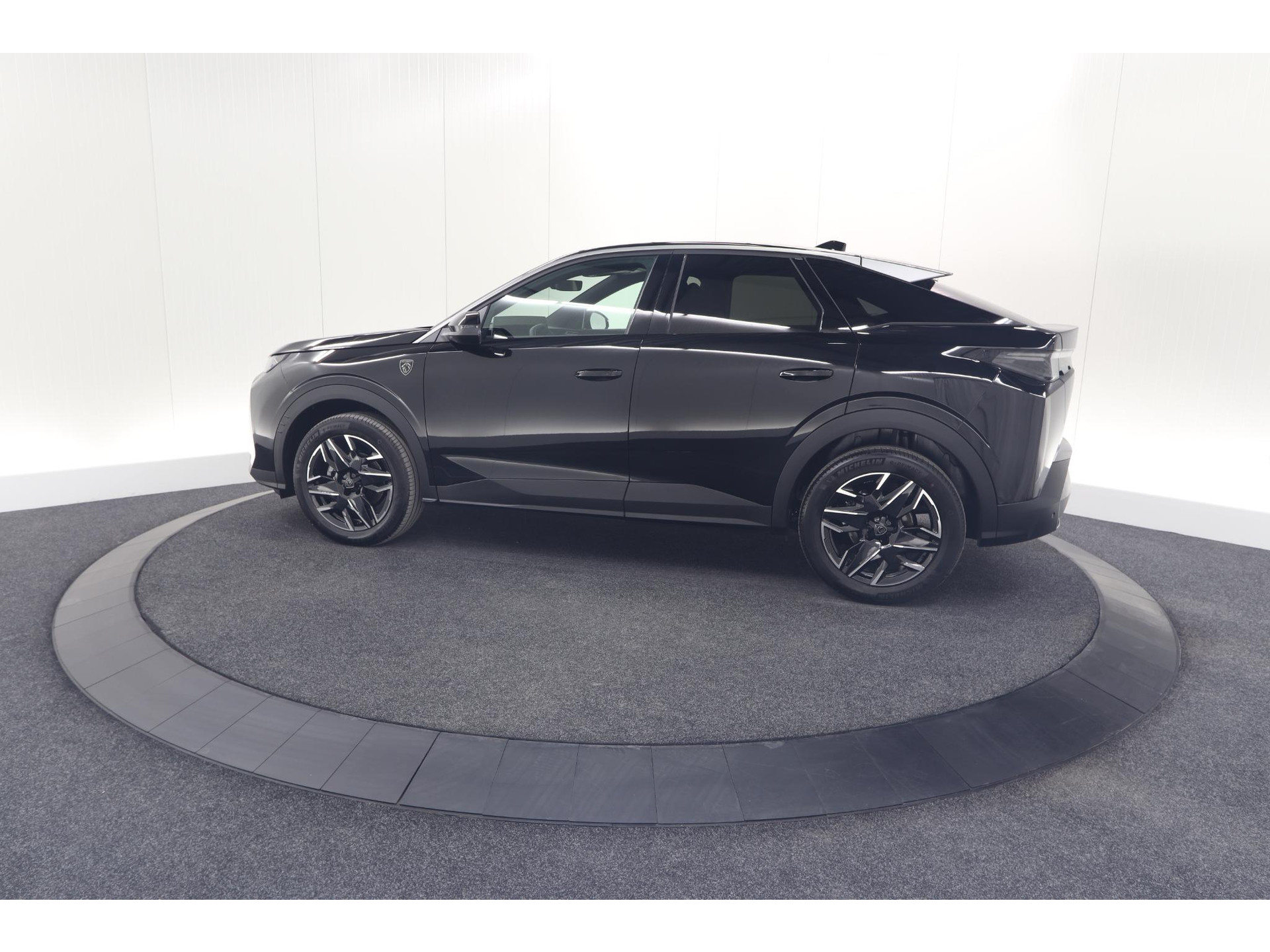 Peugeot 3008 Hybrid 145 e-DCS6 GT | Elektrische Kofferklep | Camera | Adaptieve Cruise Control | Apple CarPlay