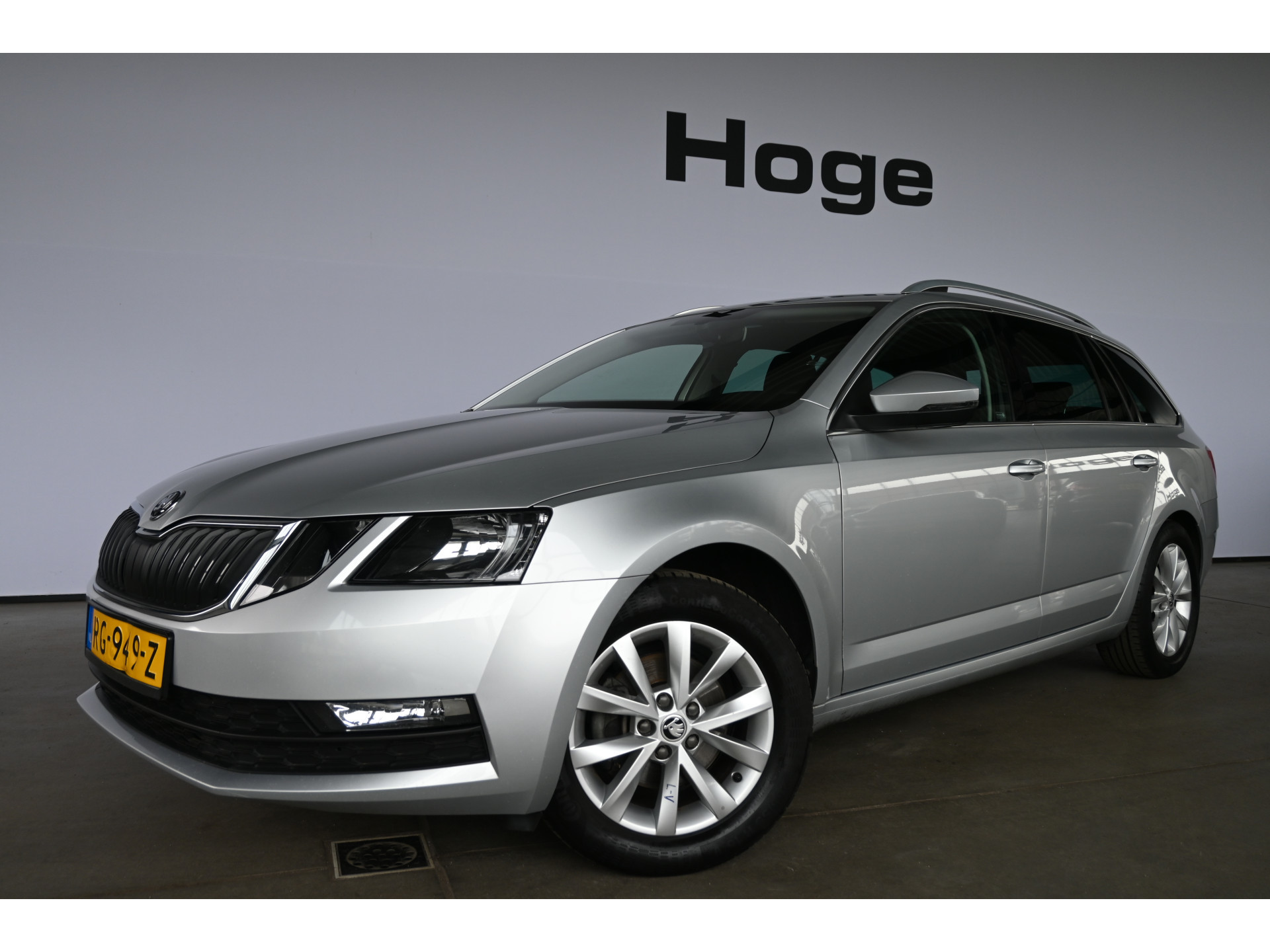 ŠKODA Octavia Combi 1.0 TSI Greentech Ambition Business Automaat Navigatie Stoelverwarming Rijklaarprijs! Inruil Mogelijk!