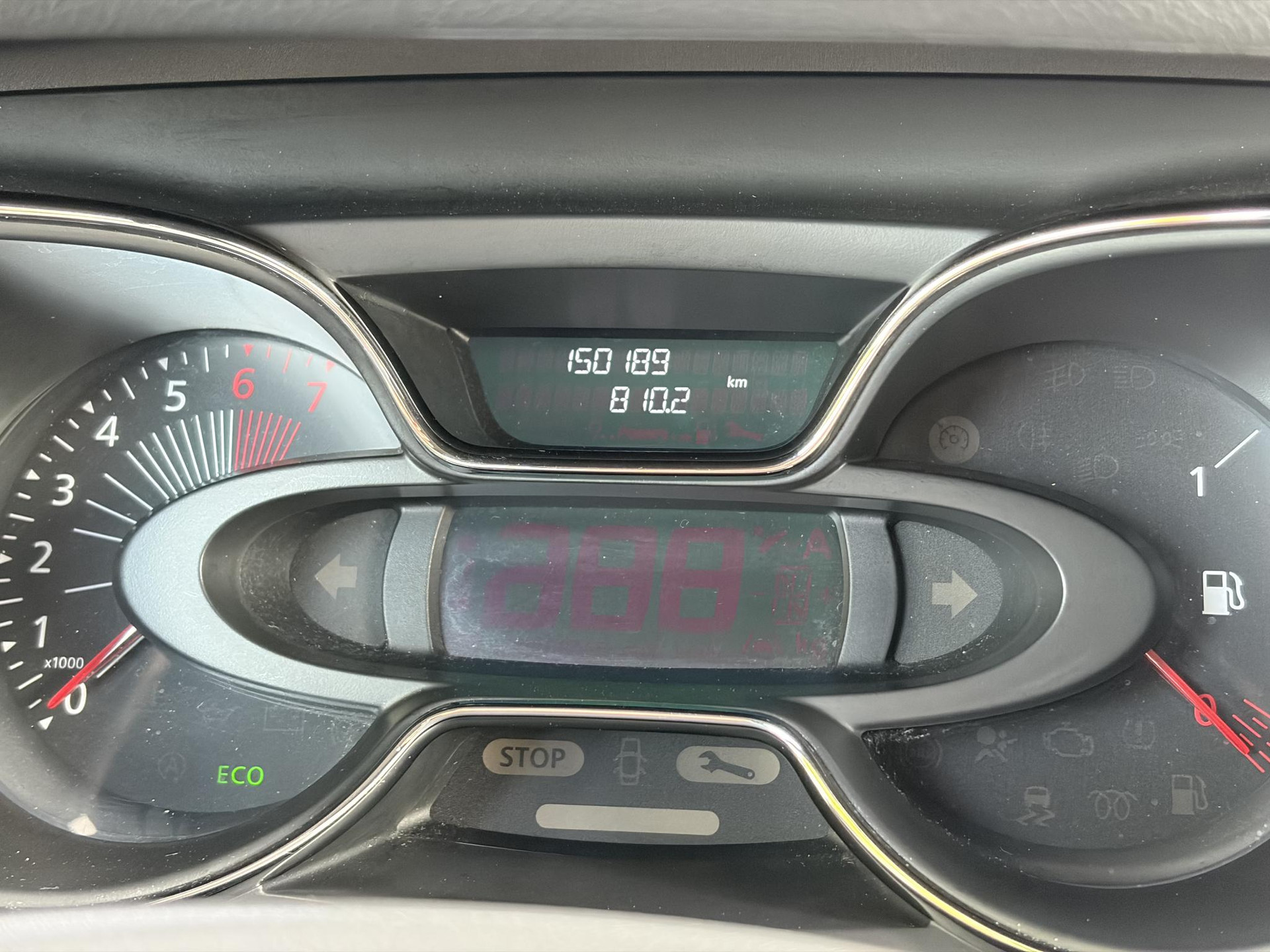Renault Captur 1.2 TCe Dynamique ✓Navi✓Trekhaak✓Keyless✓Clima✓Cruise✓Dealer Onderhouden✓Automaat✓120pk✓Lm velgen✓Pdc✓N.A.P✓Apk tot 06-2027