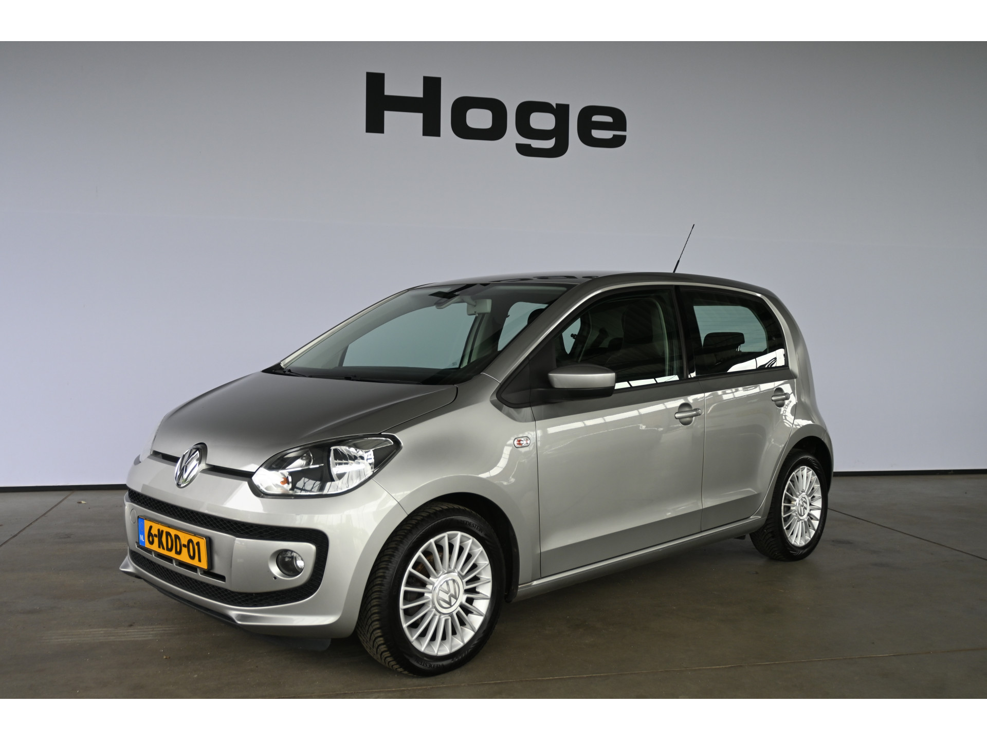 Volkswagen Up! 1.0 High Up! BlueMotion Airco Licht metaal Elektrisch Pakket! Goed Onderhouden! Inruil Mogelijk!