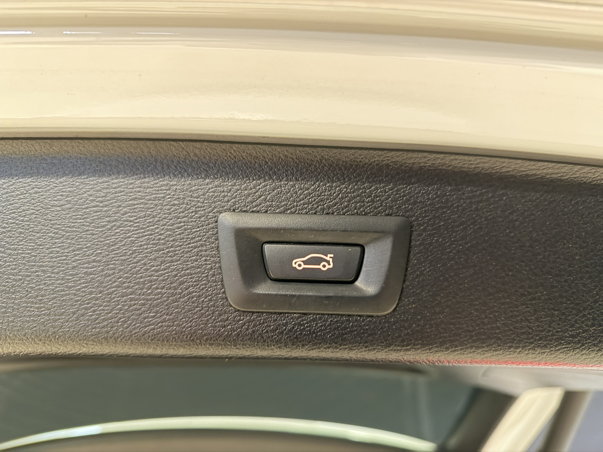 BMW X3 xDrive20i M-Sport Centennial High Executive | Panoramadak | Head-Up | Lederen sportstoelen | 20'' LMV