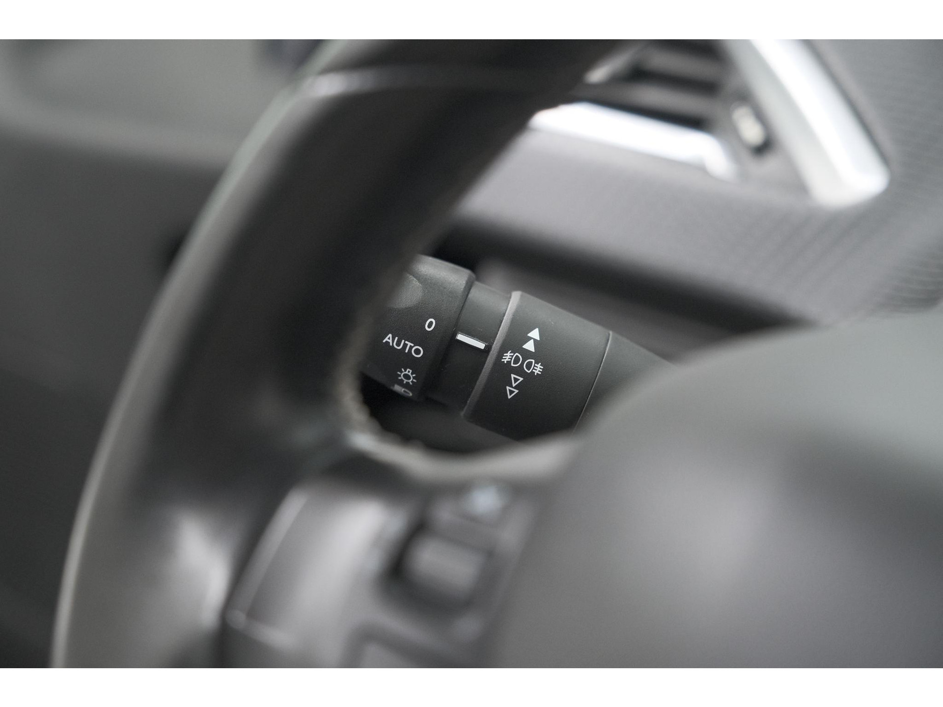 Peugeot 208 PureTech 110 Tech Edition | Camera | Apple Carplay | Parkeersensoren
