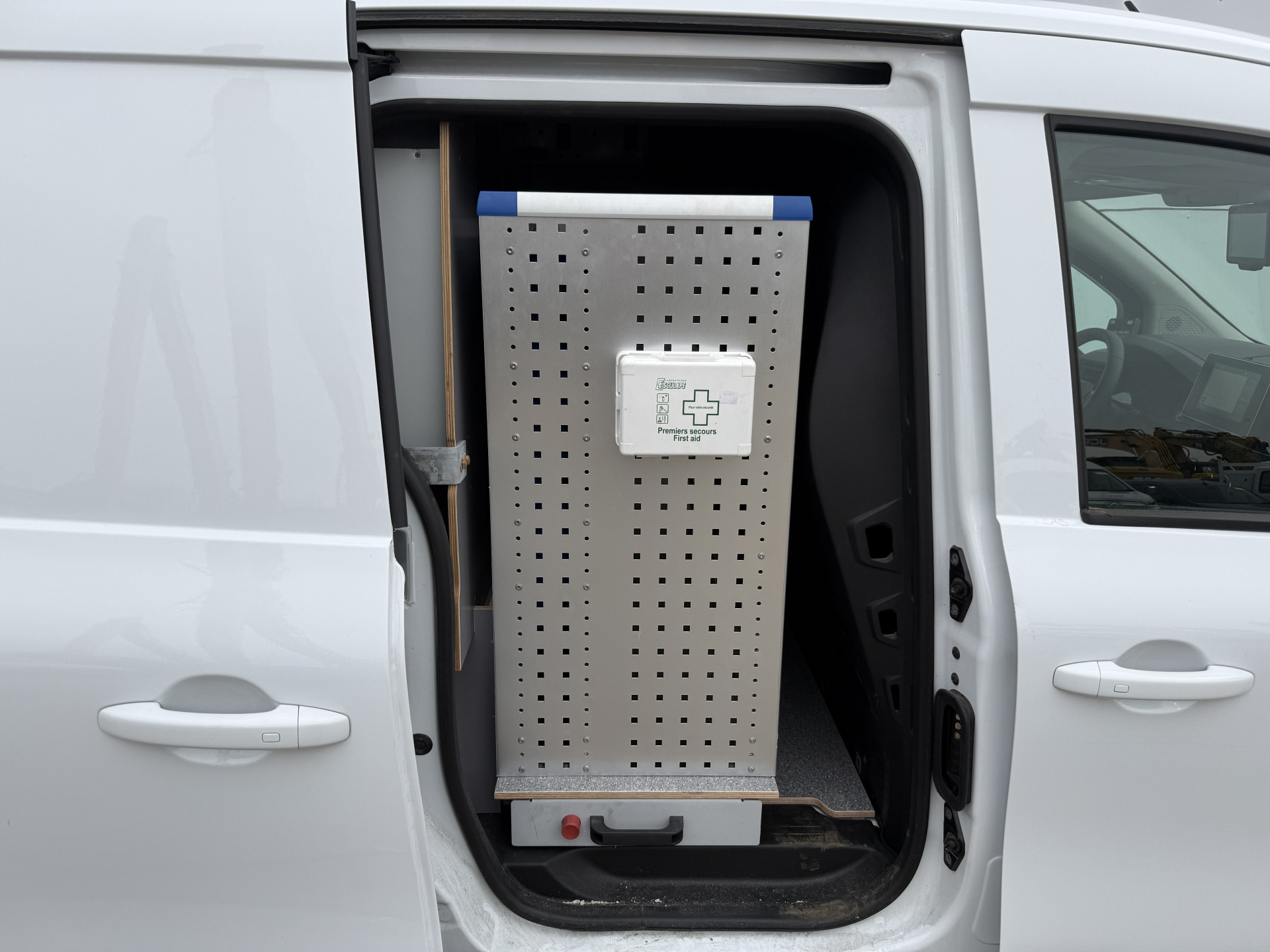 Renault Kangoo Grand Comfort TCe 130PK **Benzine** Automaat L1 LED Inbouw Airco Cruise Control Camera Parkeersensoren