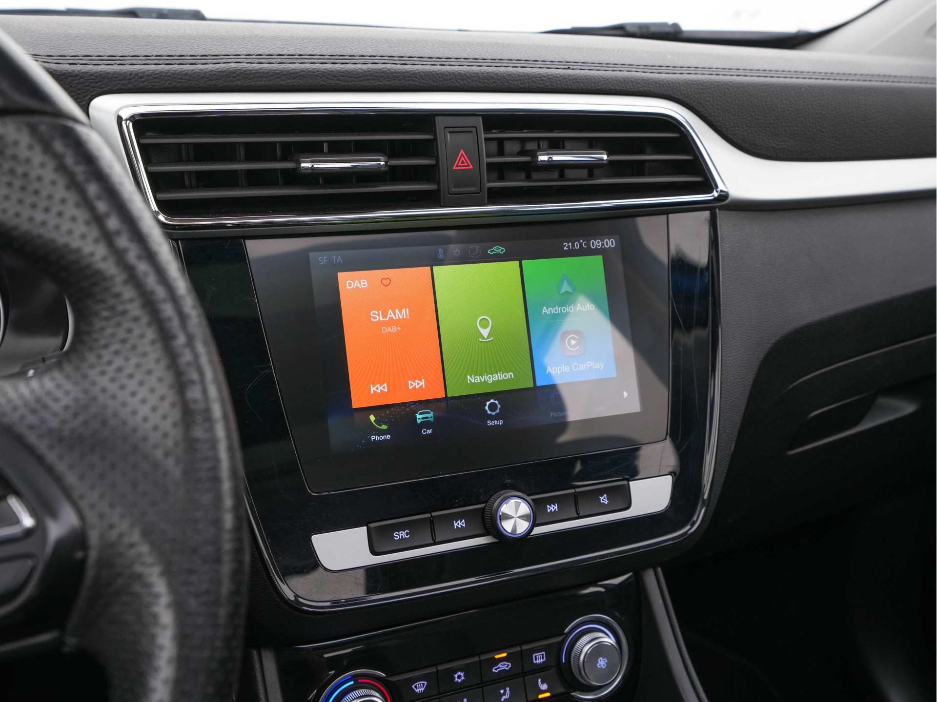 MG ZS EV Luxury 45 kWh {SOH-89%} (INCL-BTW) *PANO | LEATHER | CCS-FASTLOADER | KEYLESS | NAVI-FULLMAP | ADAPTIVE-CRUISE | CAMERA | HEATED-SPORT-SEATS | CARPLAY | BLINDSPOT | DAB | LANE-ASSIST | 17"ALU*