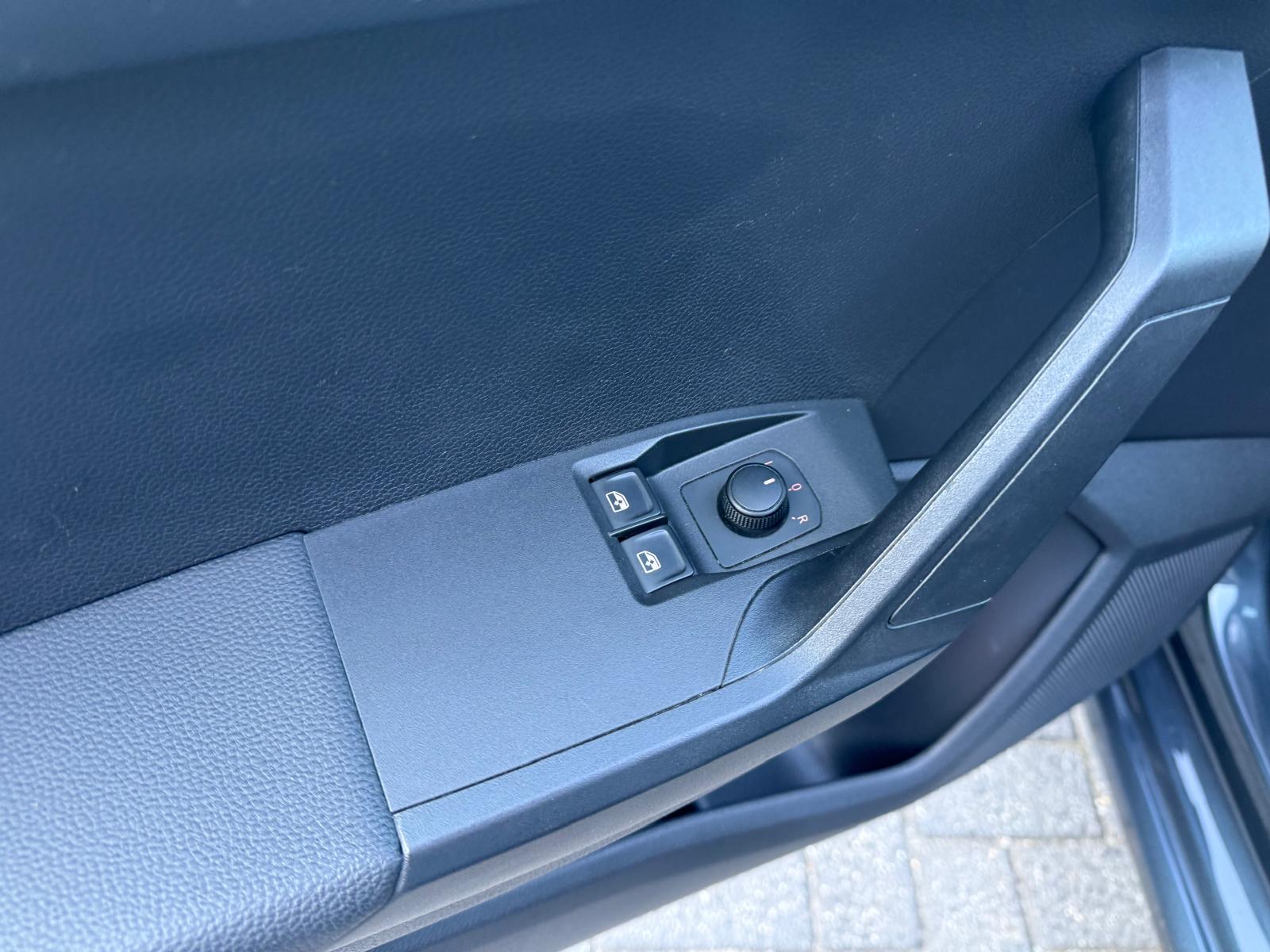 SEAT Ibiza 1.0 TSI Style Business Intense | 1E EIGENAAR | 3/6/12MND GARANTIE | DIGITAAL COCKPIT | ACC | CARPLAY | LED | CLIMA | STOELVERW. |