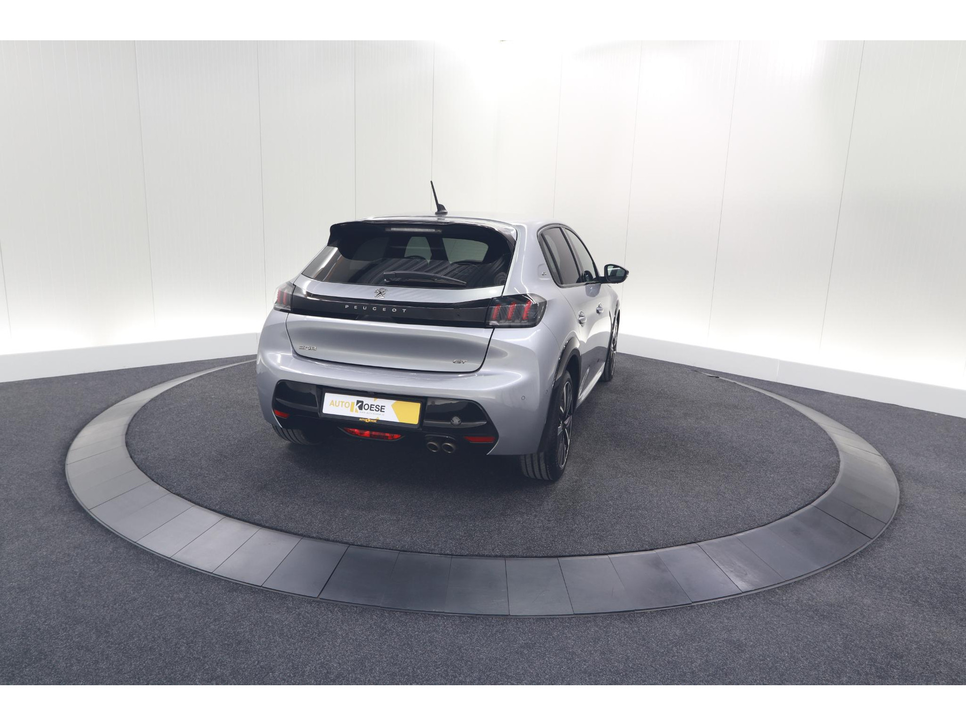 Peugeot 208 PureTech 131 EAT8 GT | Camera | Dodehoekdetectie | Navigatie | Carplay