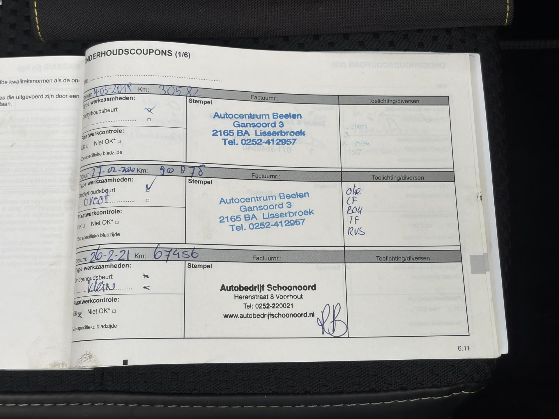 Renault Mégane Estate 1.2 TCe Bose ✓2 Eigenaar✓Pano✓Camera✓Net beurt gehad✓Navi✓Keyless✓Clima✓Cruise✓Leder✓131pk✓Pdc V+A✓6 Bak✓Rijstrooksensor✓Dodehoeksensor✓17'' Lm velgen✓N.A.P✓Apk tot 09-2027