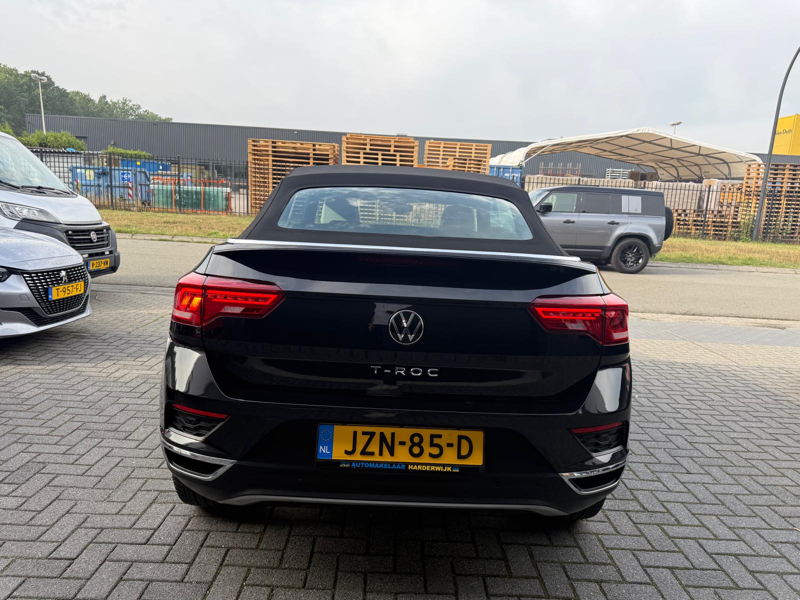 Volkswagen T-Roc Cabrio 1.5 TSI Style | 2E EIGENAAR | 3/6/12 MND GARANTIE | AUTOMAAT | DIGITAL DASH | ACC | LED | CARPLAY | DAB | STOEL/STUUR VERW. |