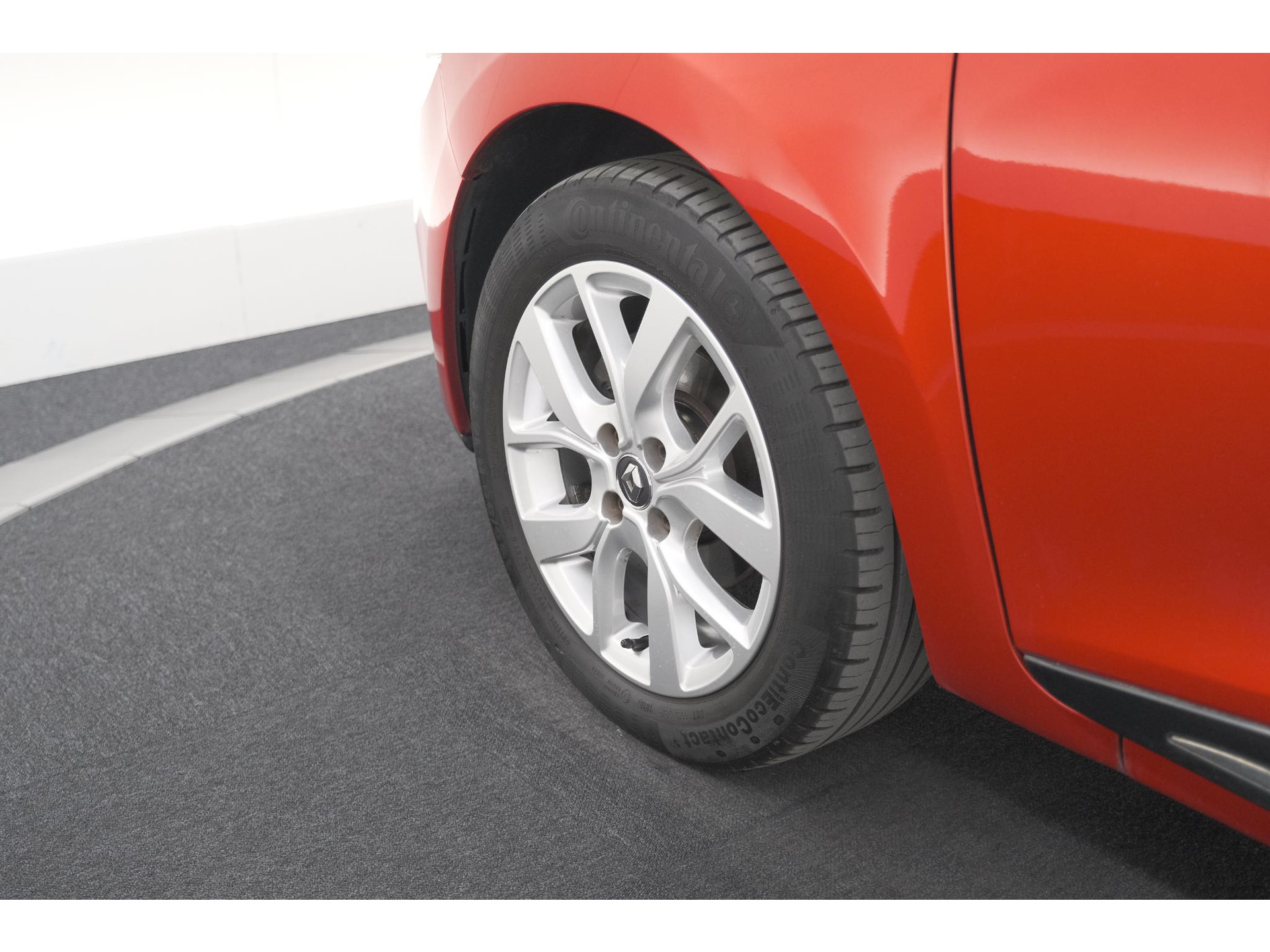 Renault Clio TCe 90 Limited | Trekhaak | Parkeersensoren | Navigatie