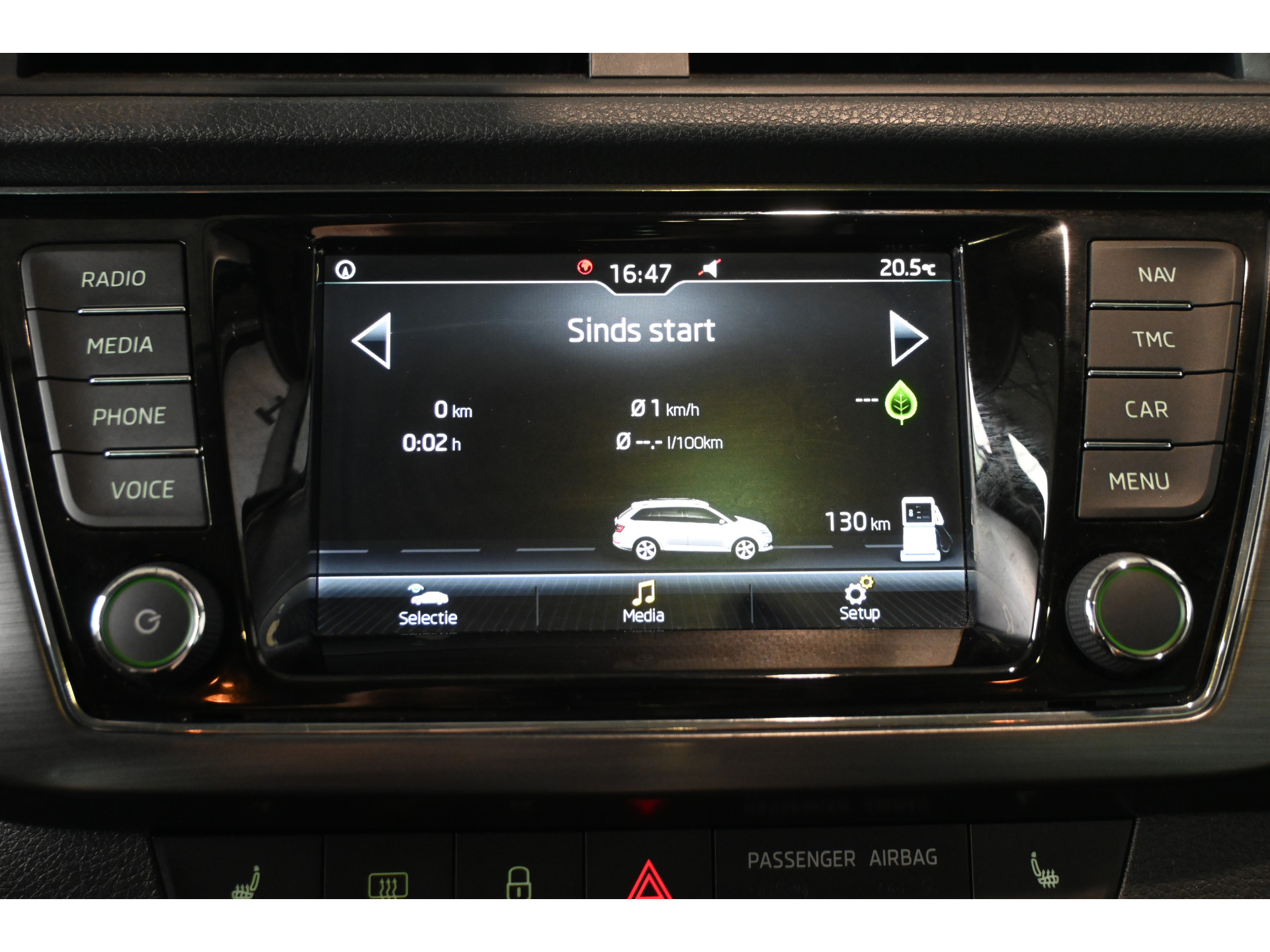 ŠKODA Fabia Combi 1.0 TSI Clever Clima Navigatie Panoramadak LED Stoelverwarming Rijklaarprijs! Inruil Mogelijk!
