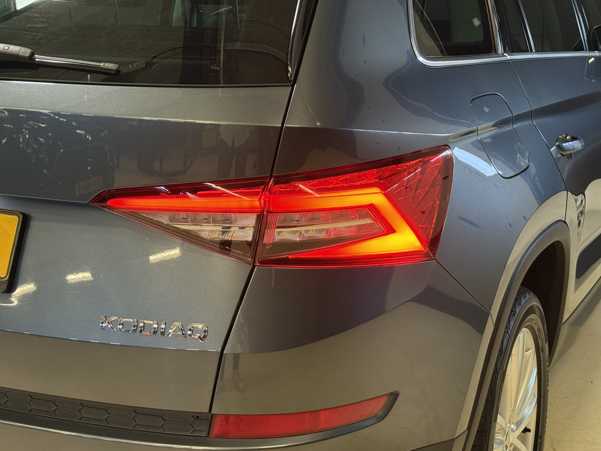 ŠKODA Kodiaq 1.5 TSI Business Edition | Panoramadak | Apple Carplay | Stoelverwarming