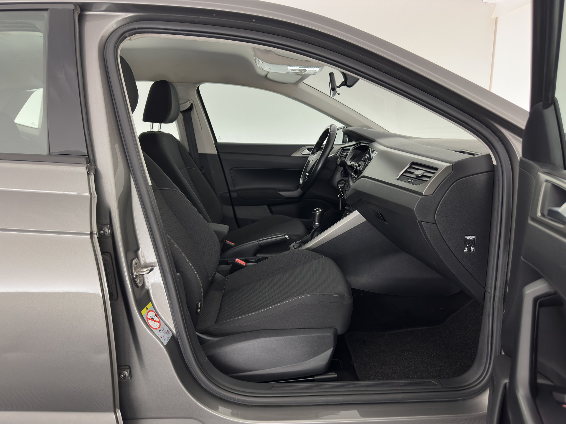 Volkswagen Polo 1.0 TSI Comfortline Business (INCL-BTW) *NAVI-FULLMAP | ADAPTIVE-CRUISE | COMFORT-SEATS | DAB+ | ECC | PARKPILOT*