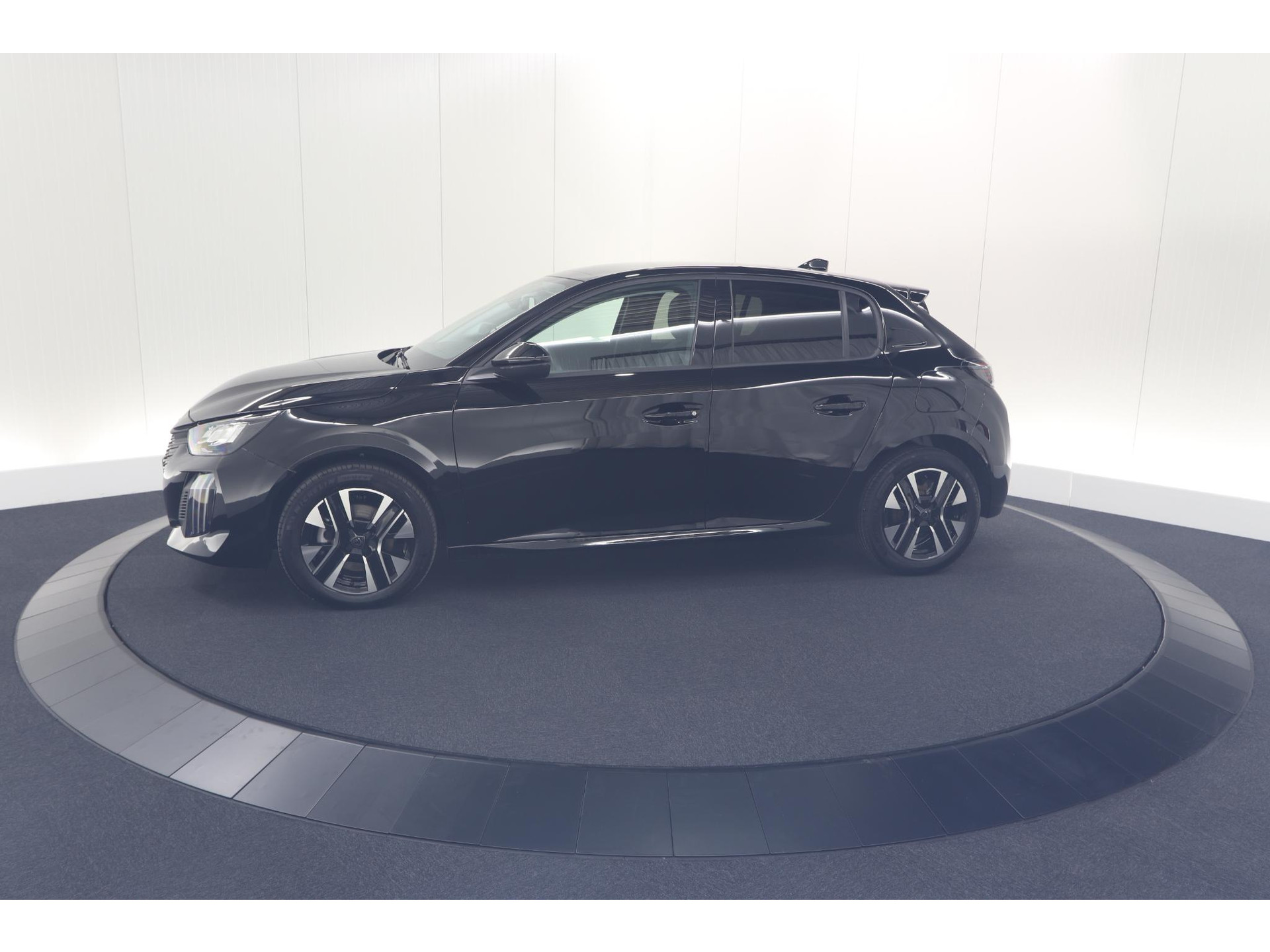 Peugeot 208 PureTech 100 Allure | Apple Carplay | Parkeersensoren | Climate Control