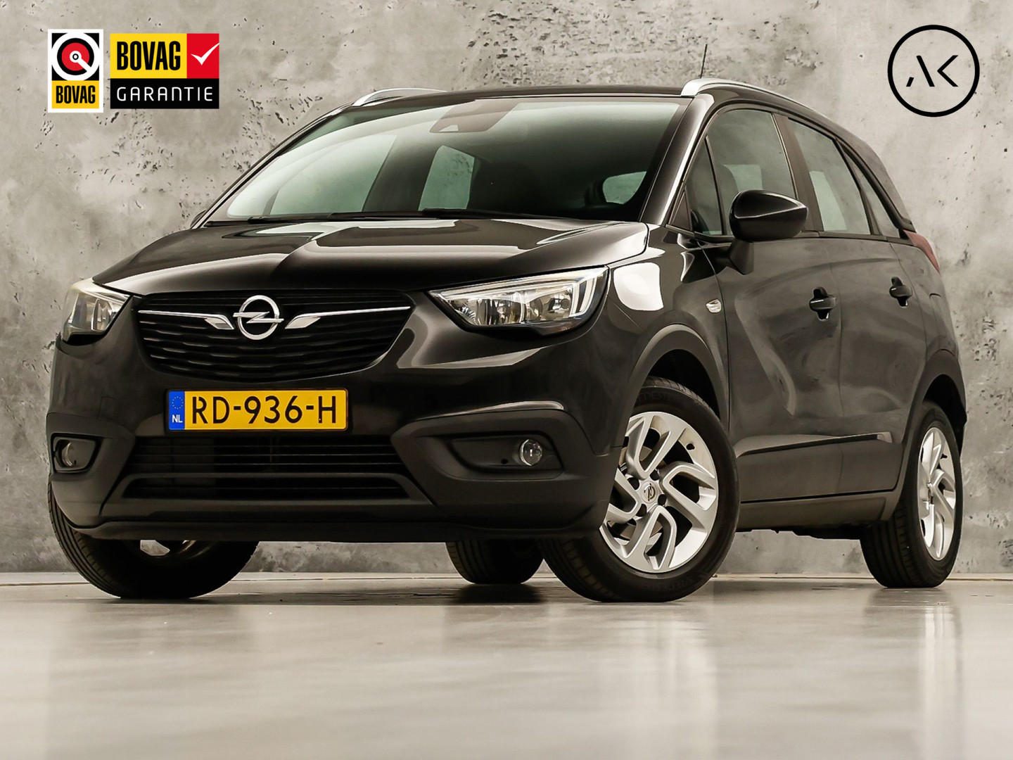 Opel Crossland X 1.2 Sport (APPLE CARPLAY, GROOT NAVI, LM VELGEN, CRUISE, SPORTSTOELEN, PARKEERSENSOREN, NIEUWE APK, NIEUWSTAAT)