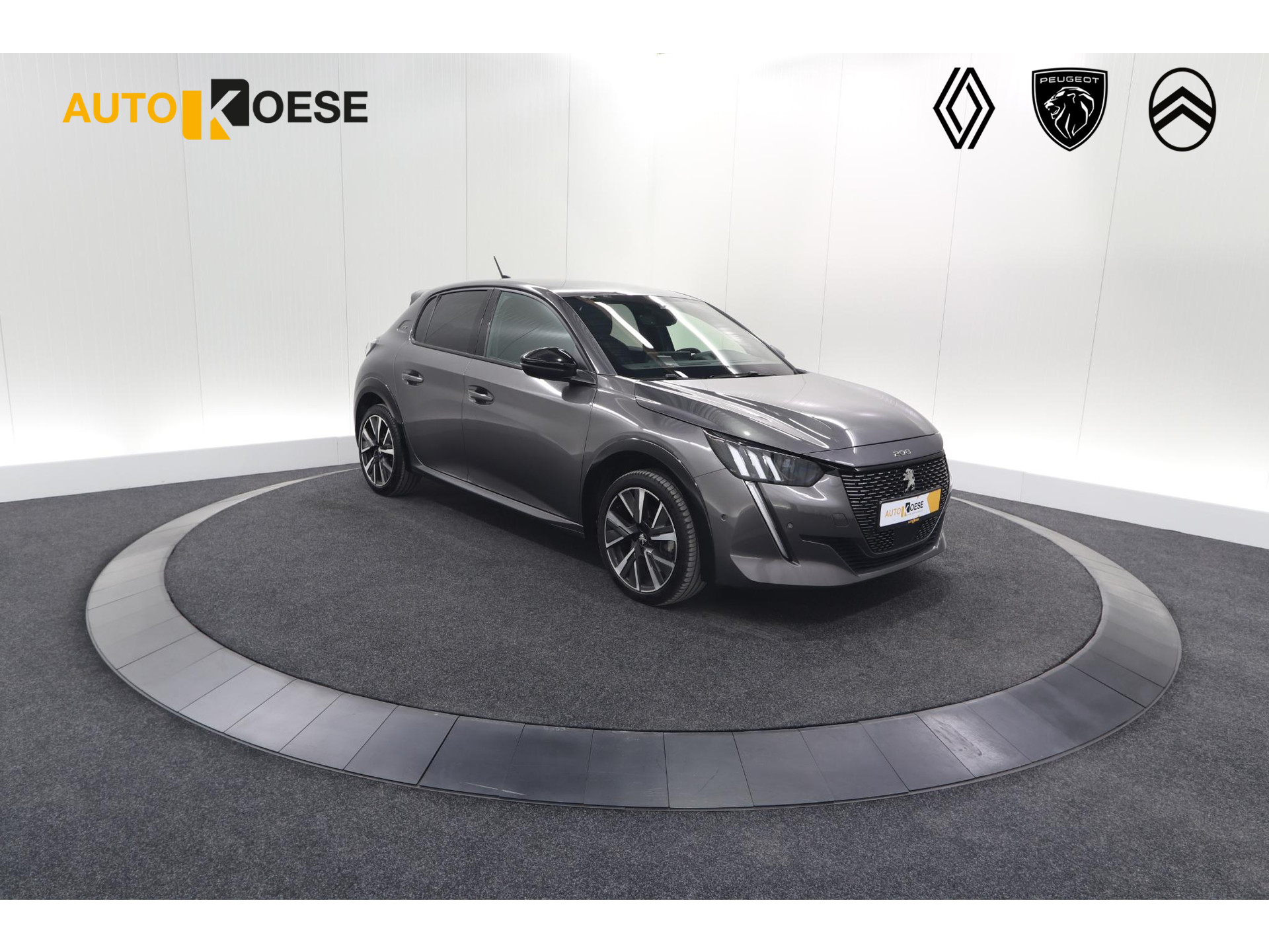 Peugeot 208 PureTech 100 EAT8 GT | Camera | Dodehoekdetectie | Navigatie | Apple Carplay